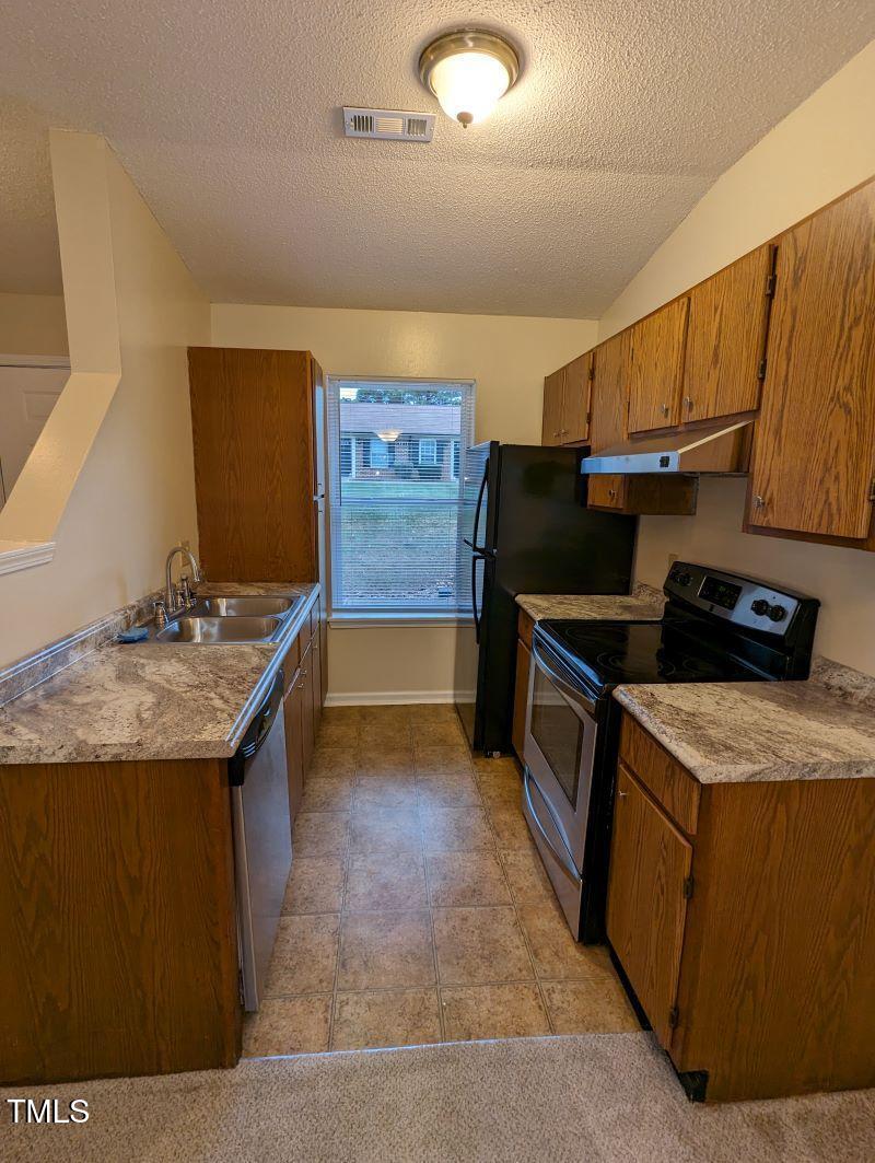 2616 Stewart Drive C Property Photo 11