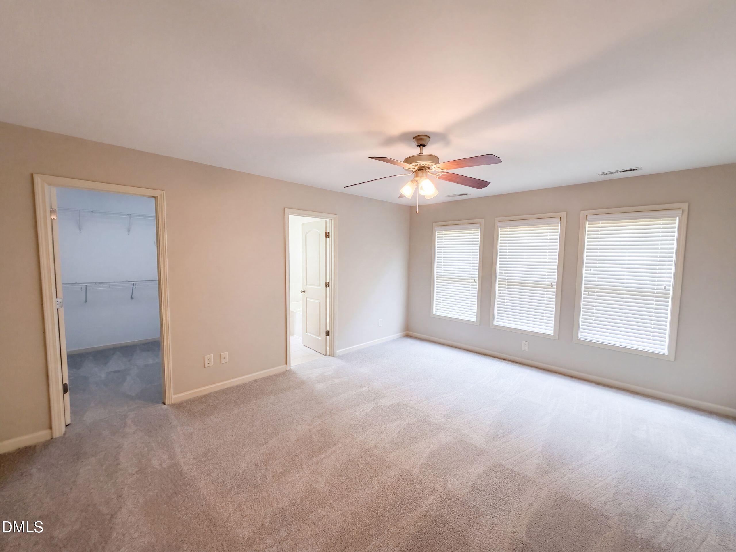 4143 White Kestrel Drive Property Photo 4