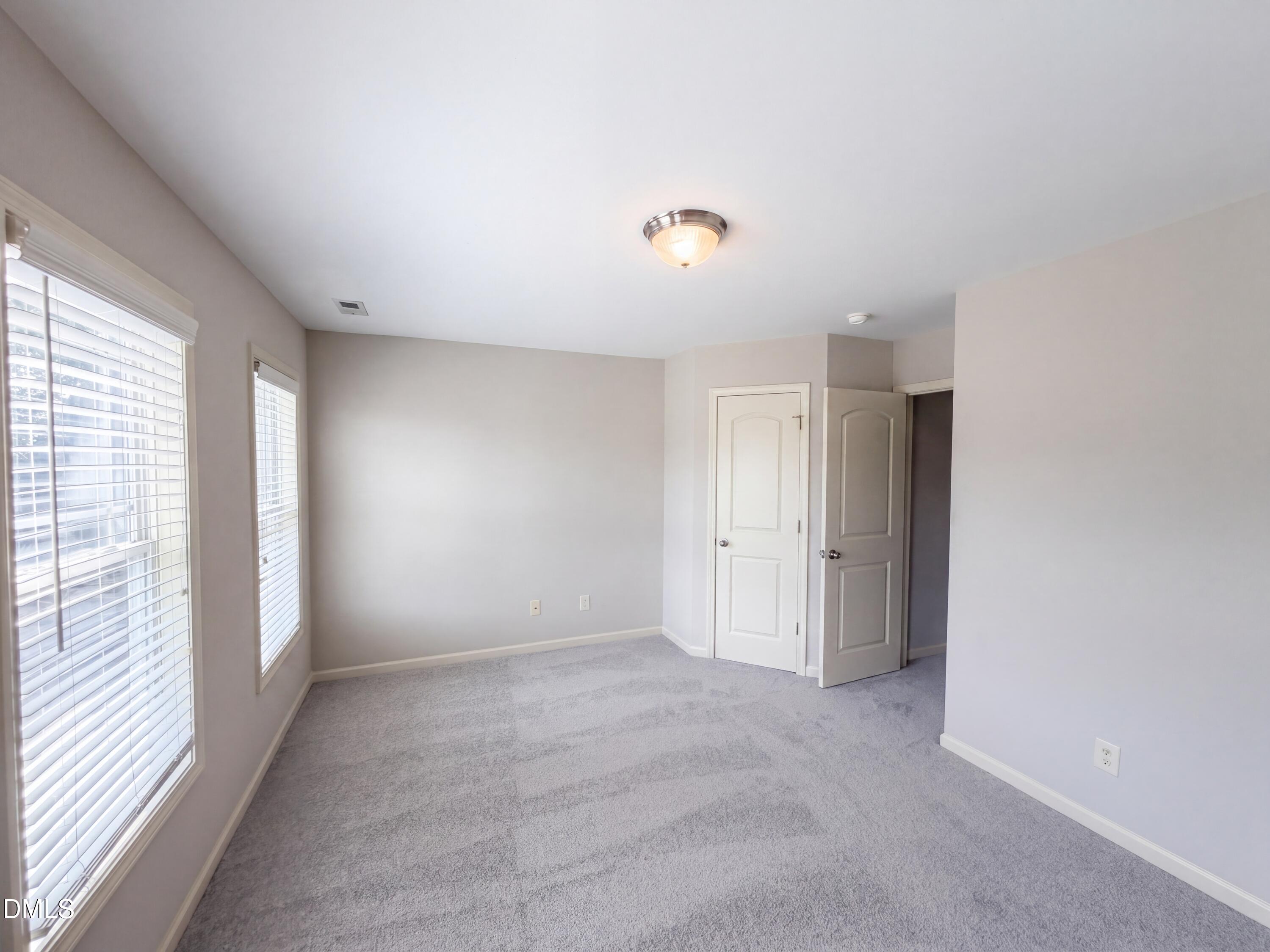 4143 White Kestrel Drive Property Photo 11