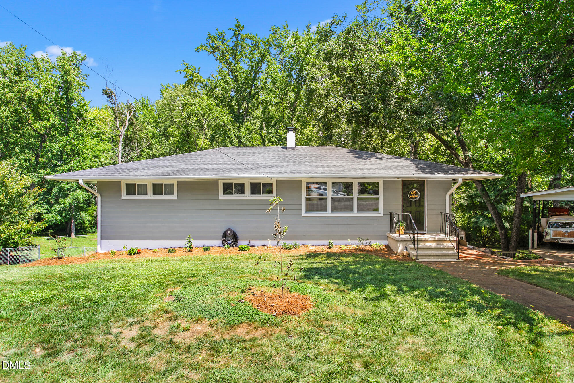 119 Azalea Circle Property Photo 1