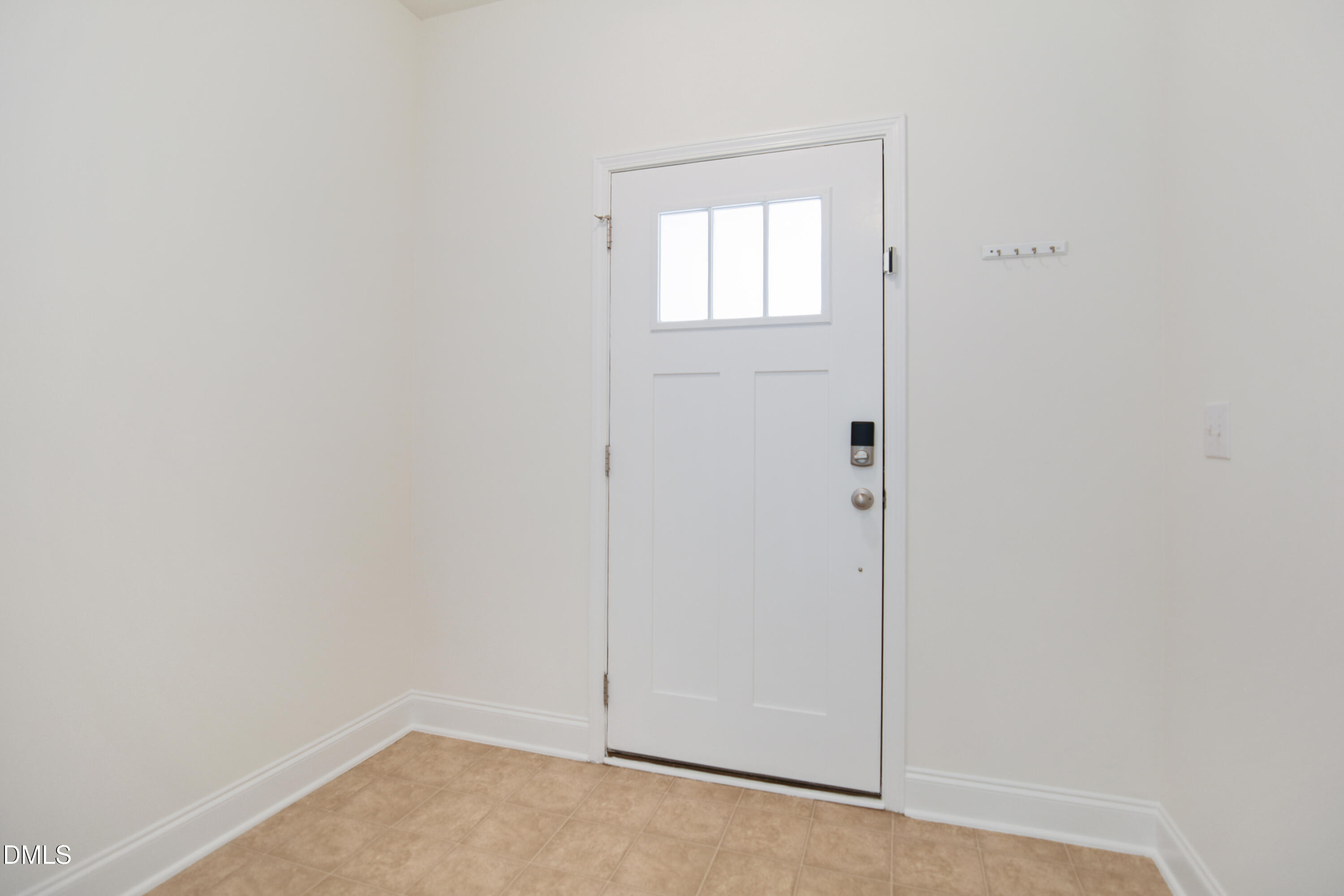 372 E Porthaven Way Property Photo 2