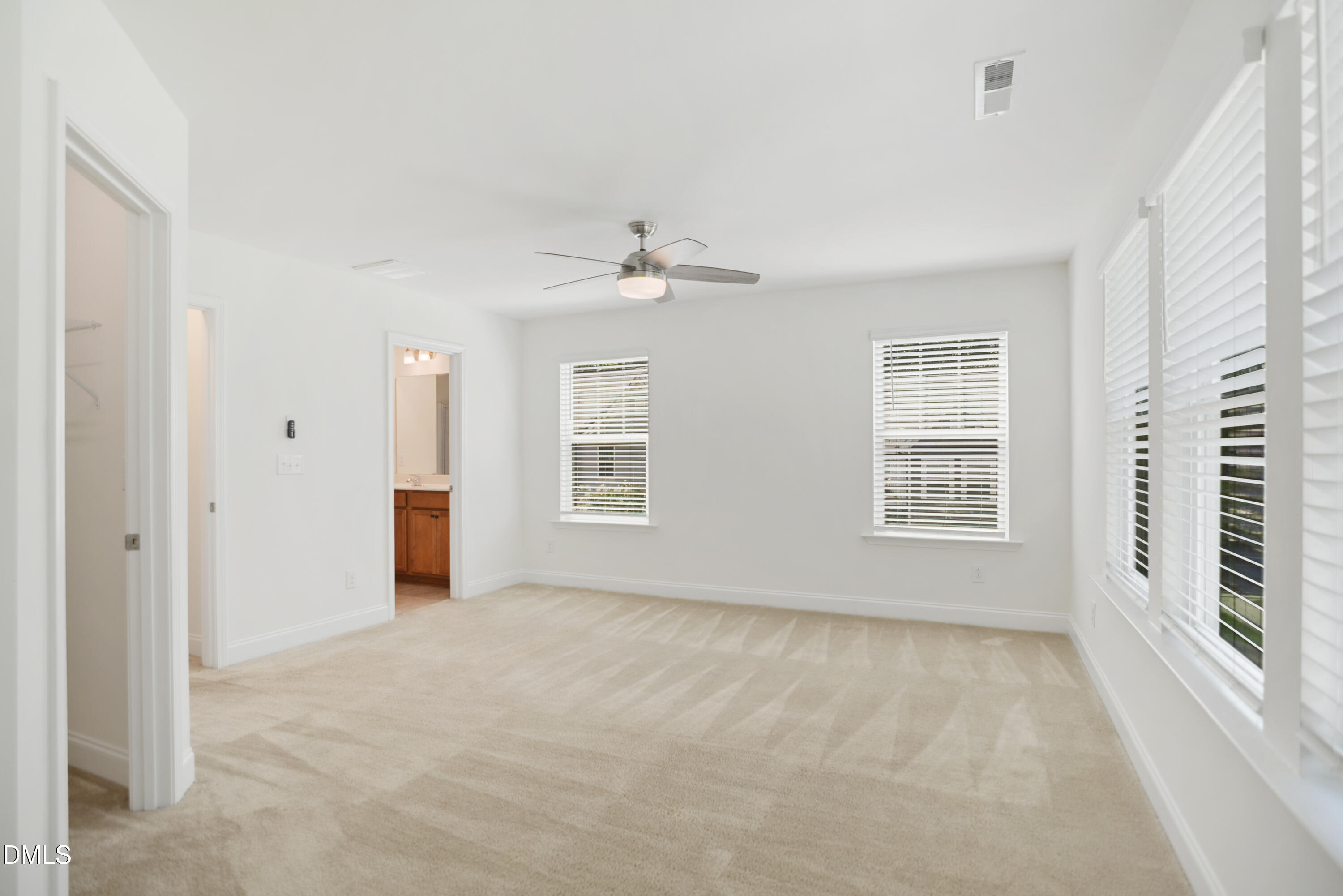372 E Porthaven Way Property Photo 11