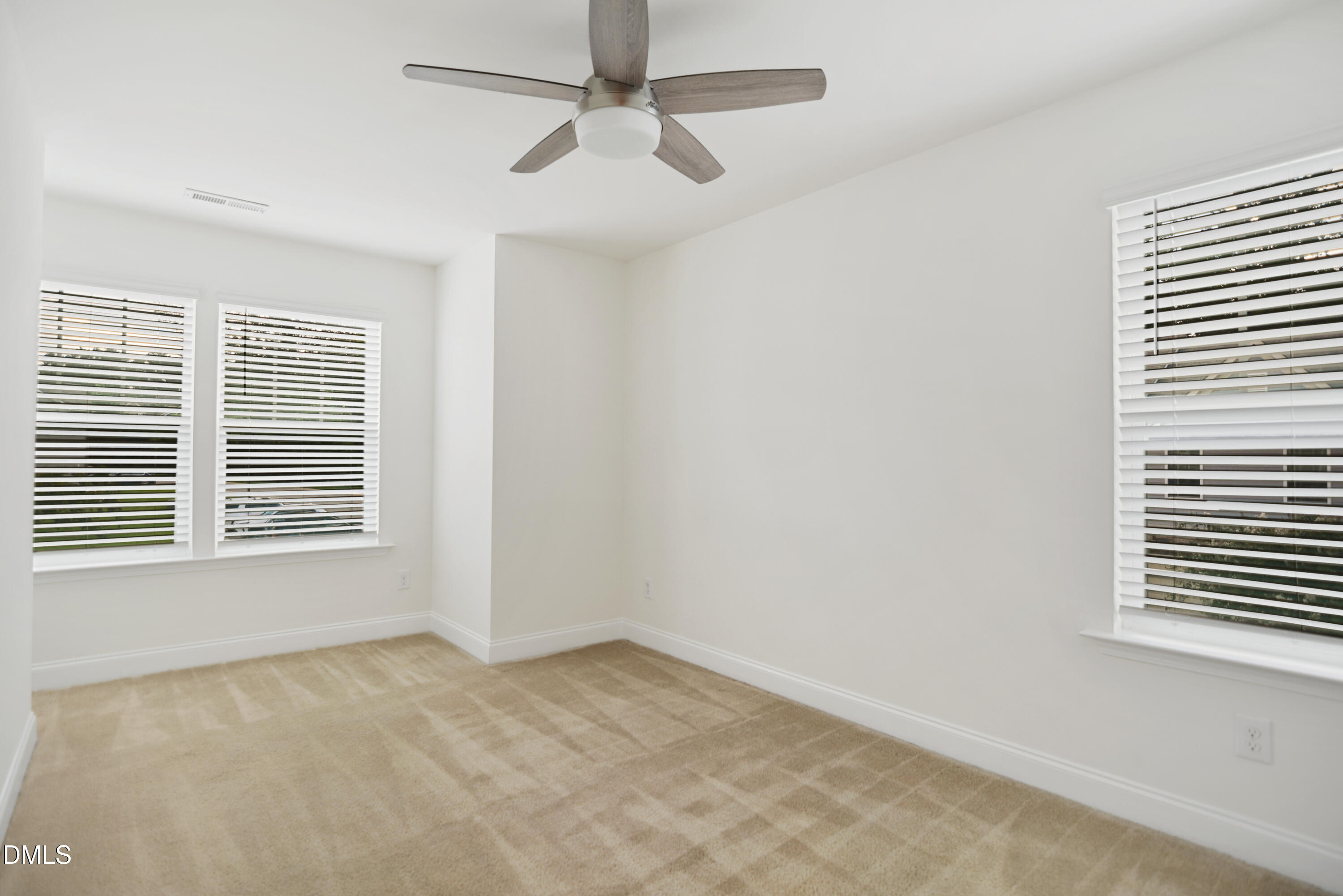 372 E Porthaven Way Property Photo 15