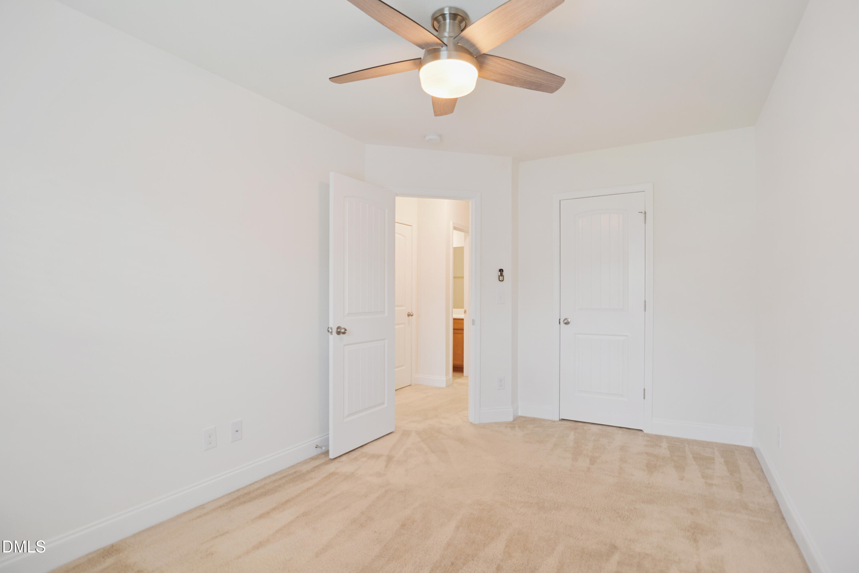 372 E Porthaven Way Property Photo 18