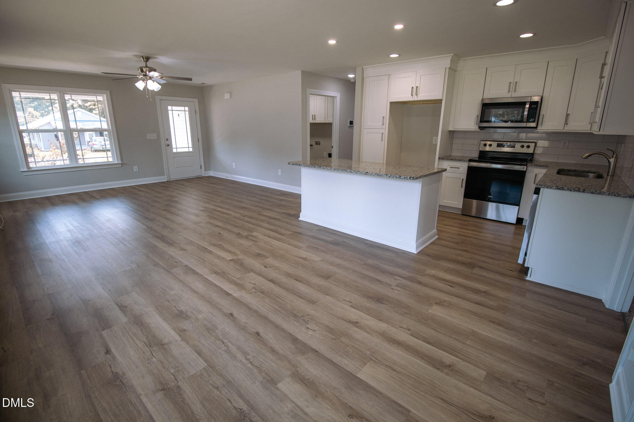 103 E Allen Street Property Photo 22