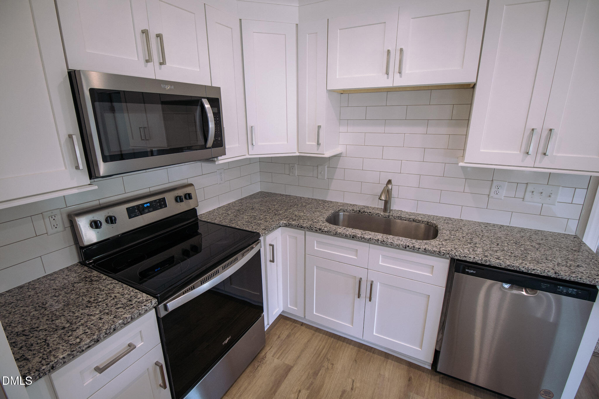 103 E Allen Street Property Photo 26