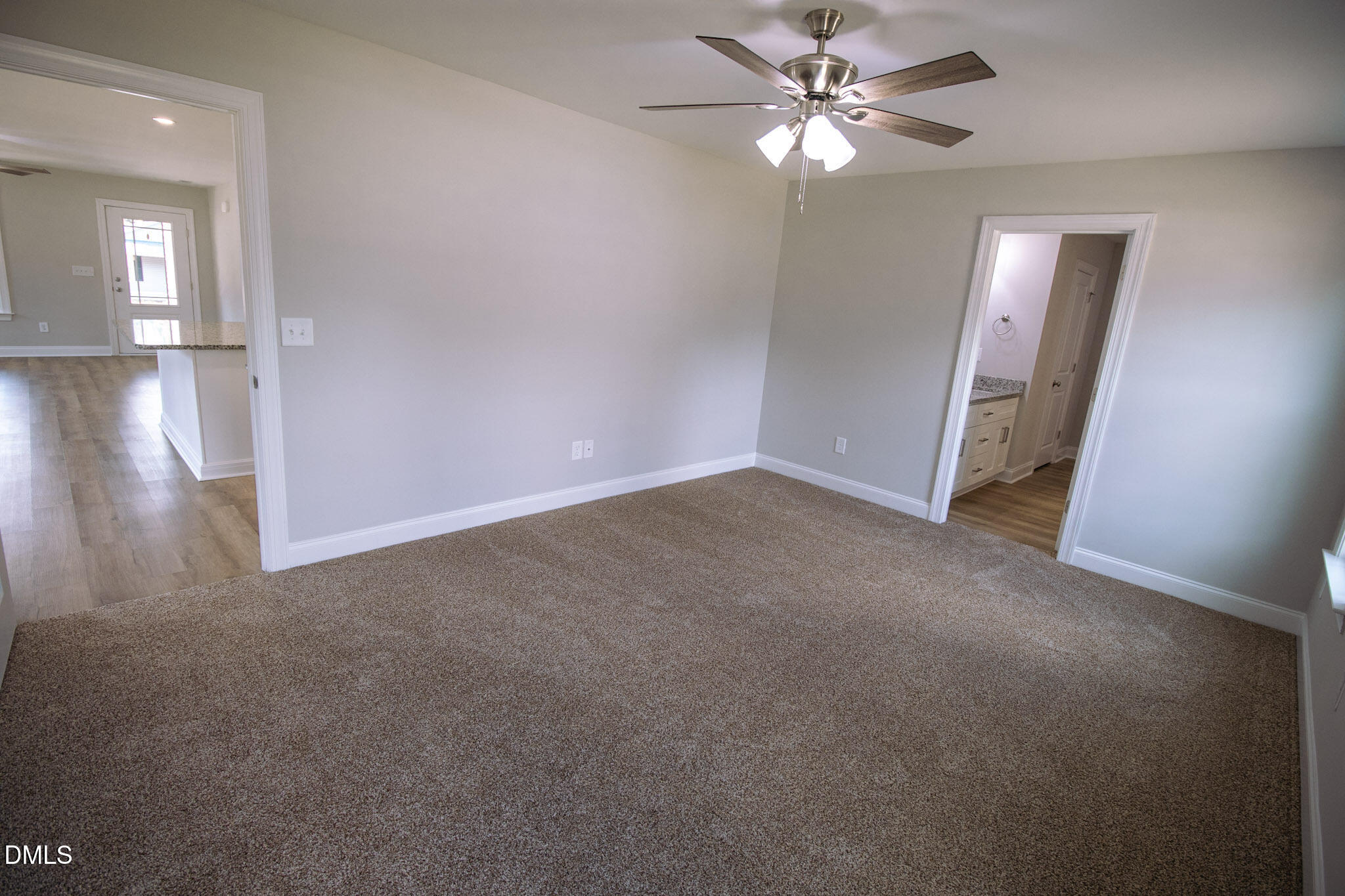 103 E Allen Street Property Photo 30