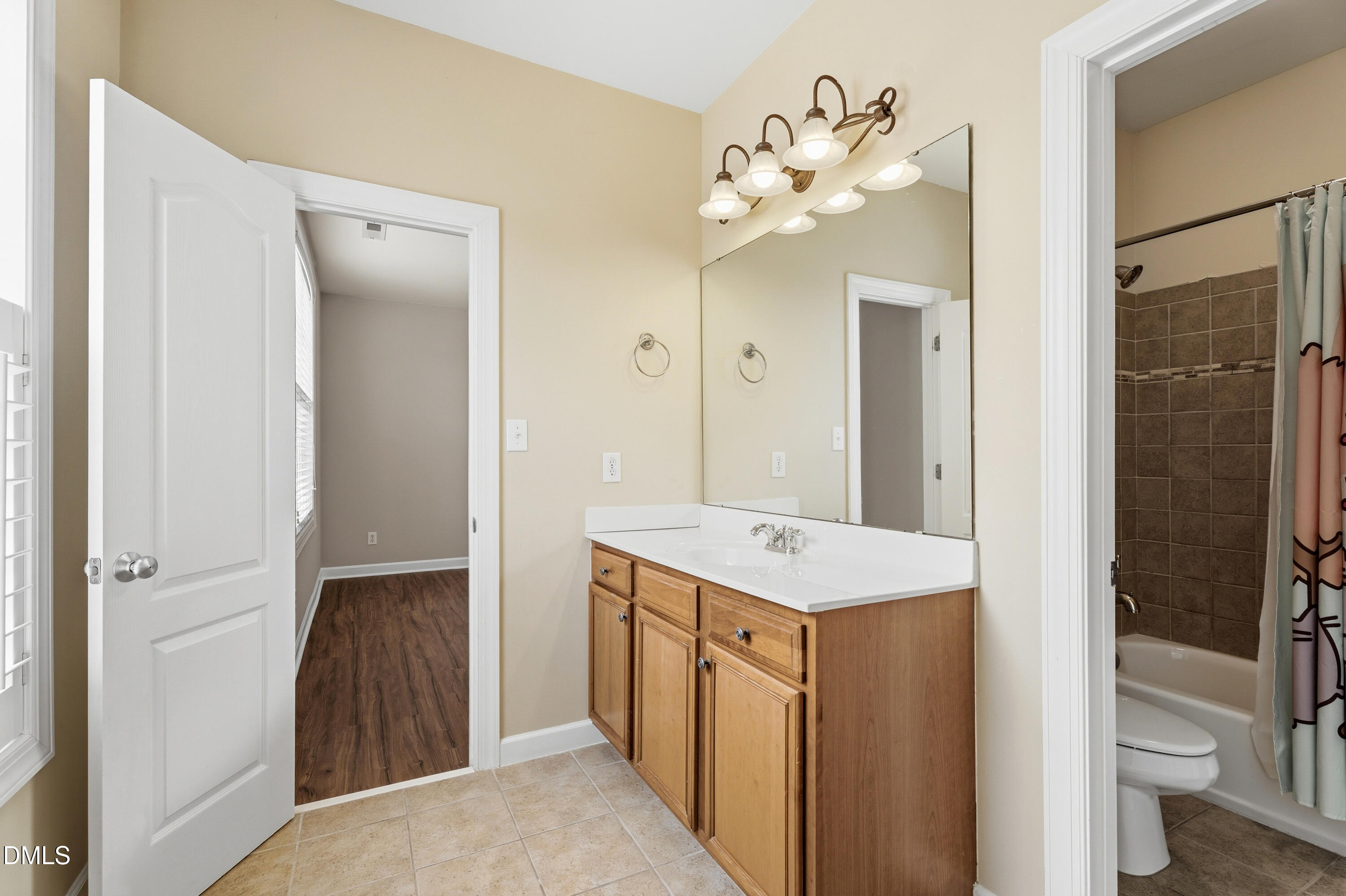 8228 Clarks Branch Drive Property Photo 28