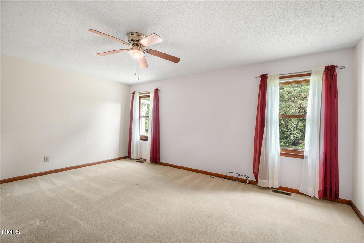 114 Lakeside Circle Property Photo 23