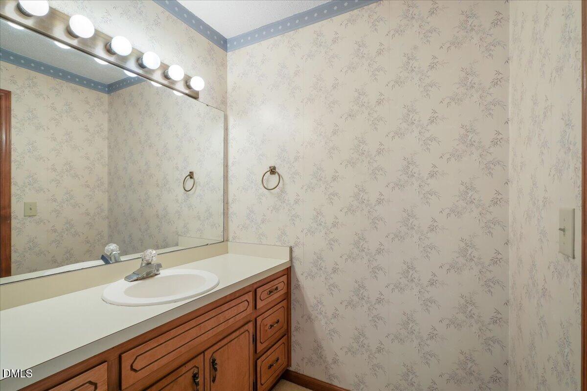 114 Lakeside Circle Property Photo 27