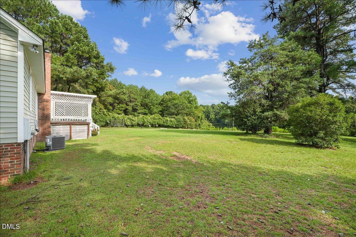114 Lakeside Circle Property Photo 31