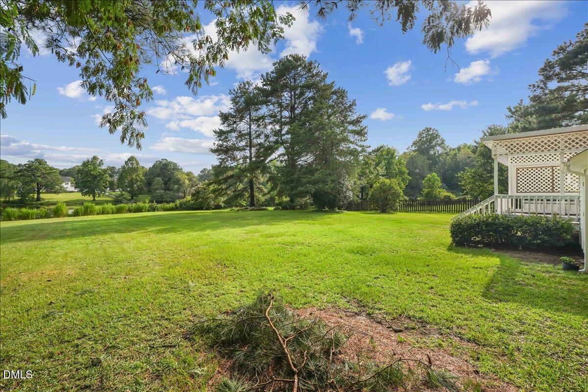 114 Lakeside Circle Property Photo 35
