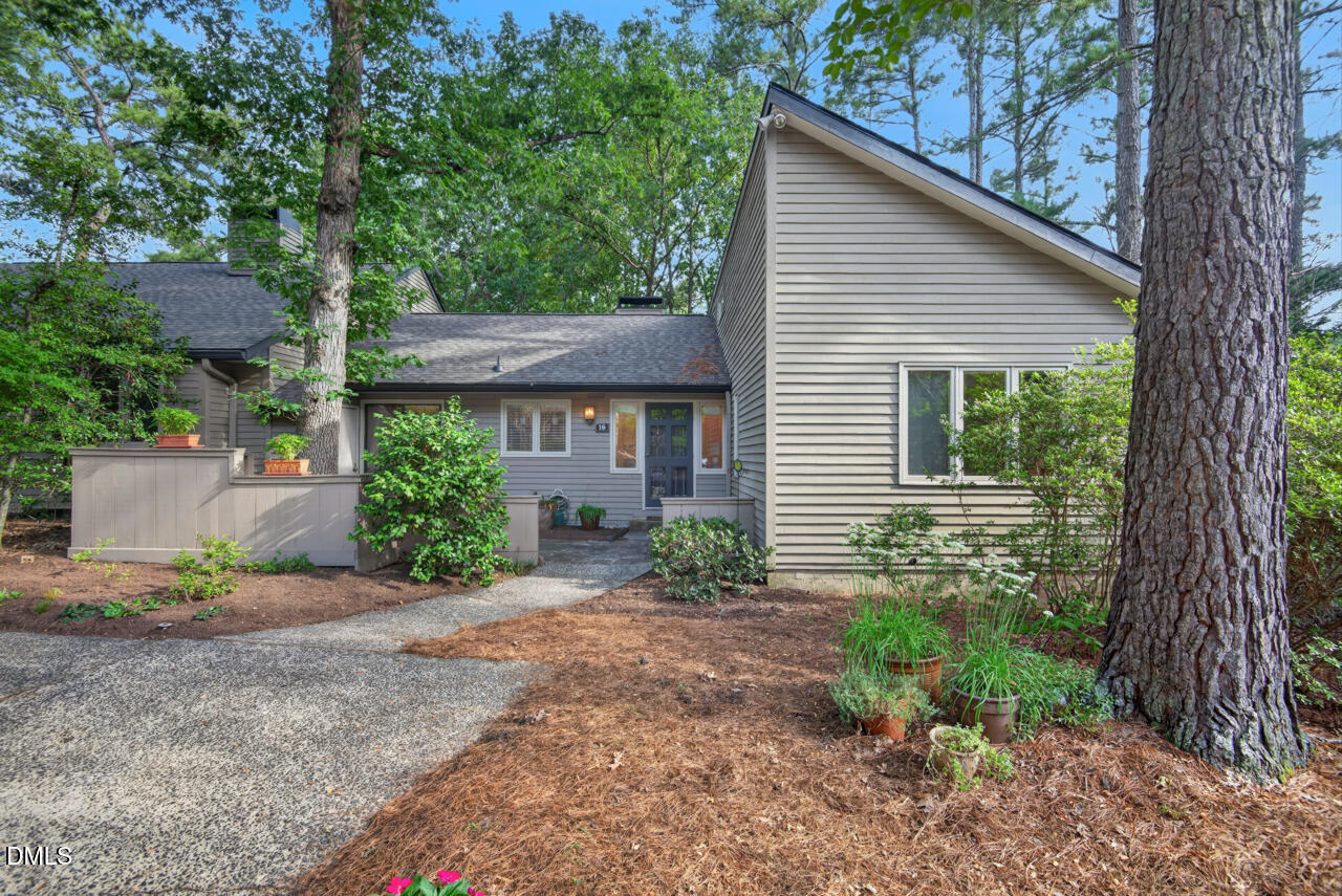 16 Glenmore Drive Property Photo 1