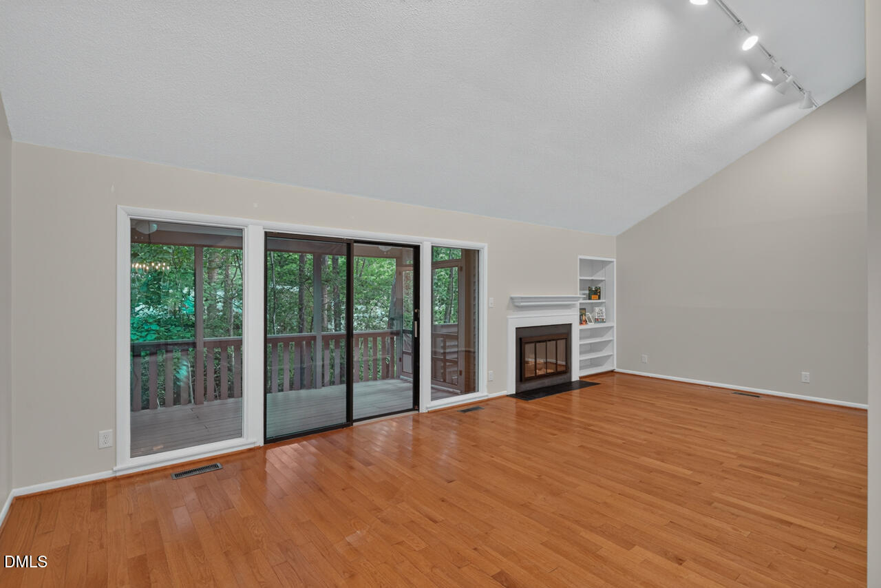 16 Glenmore Drive Property Photo 5