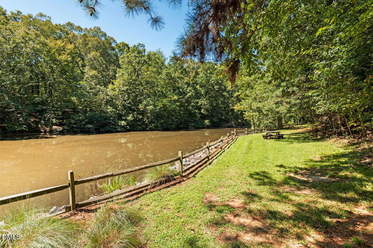 16 Glenmore Drive Property Photo 22