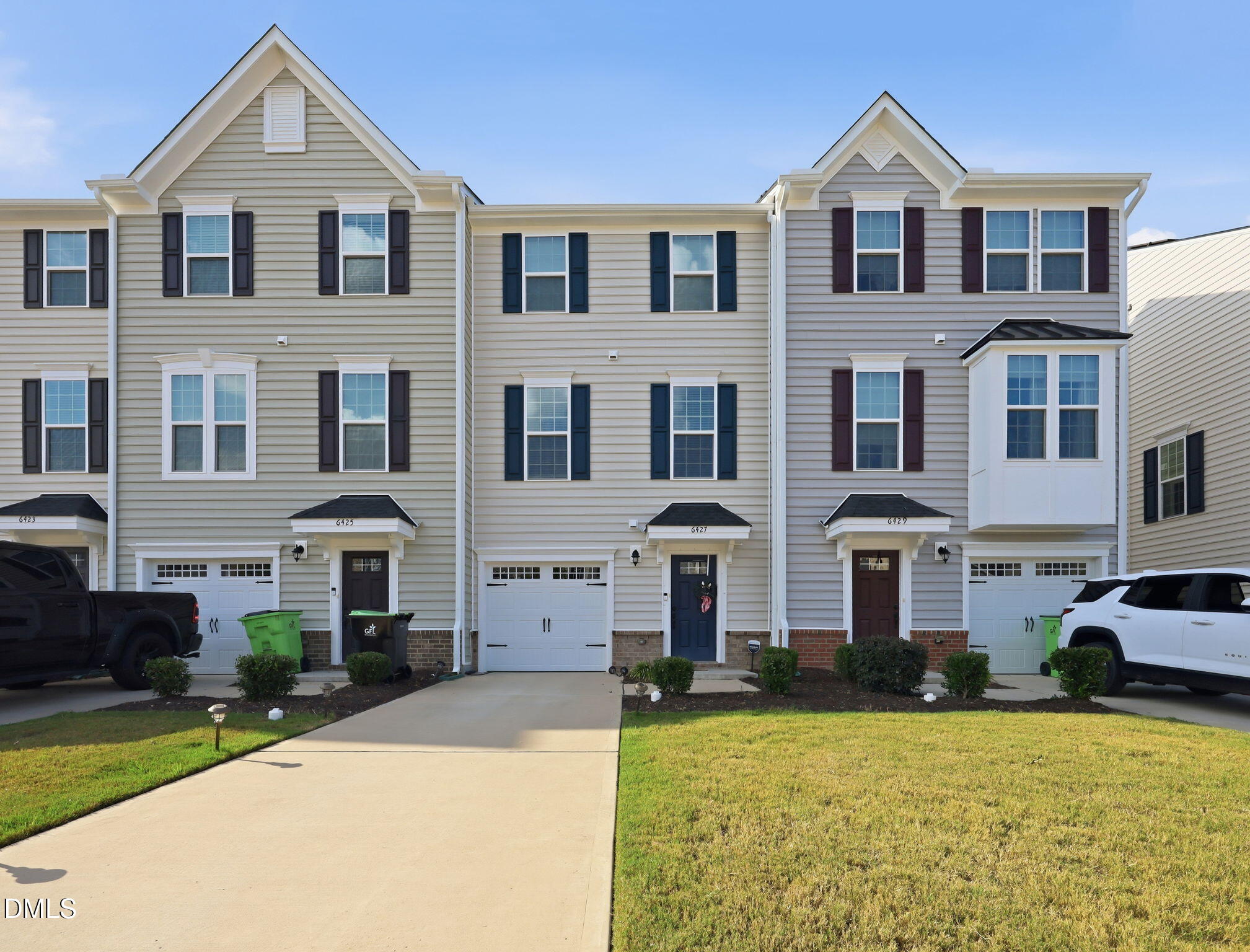 6427 Pathfinder Way Property Photo 1
