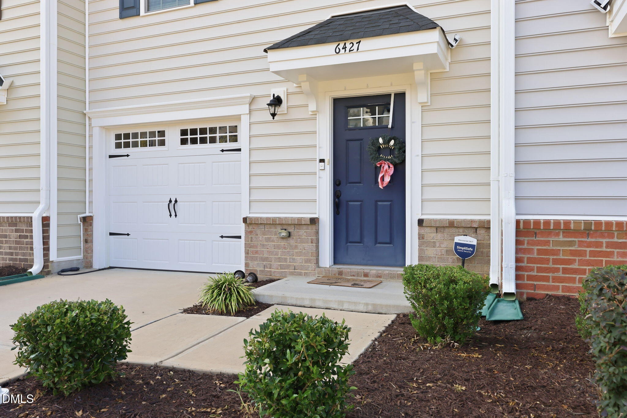 6427 Pathfinder Way Property Photo 2