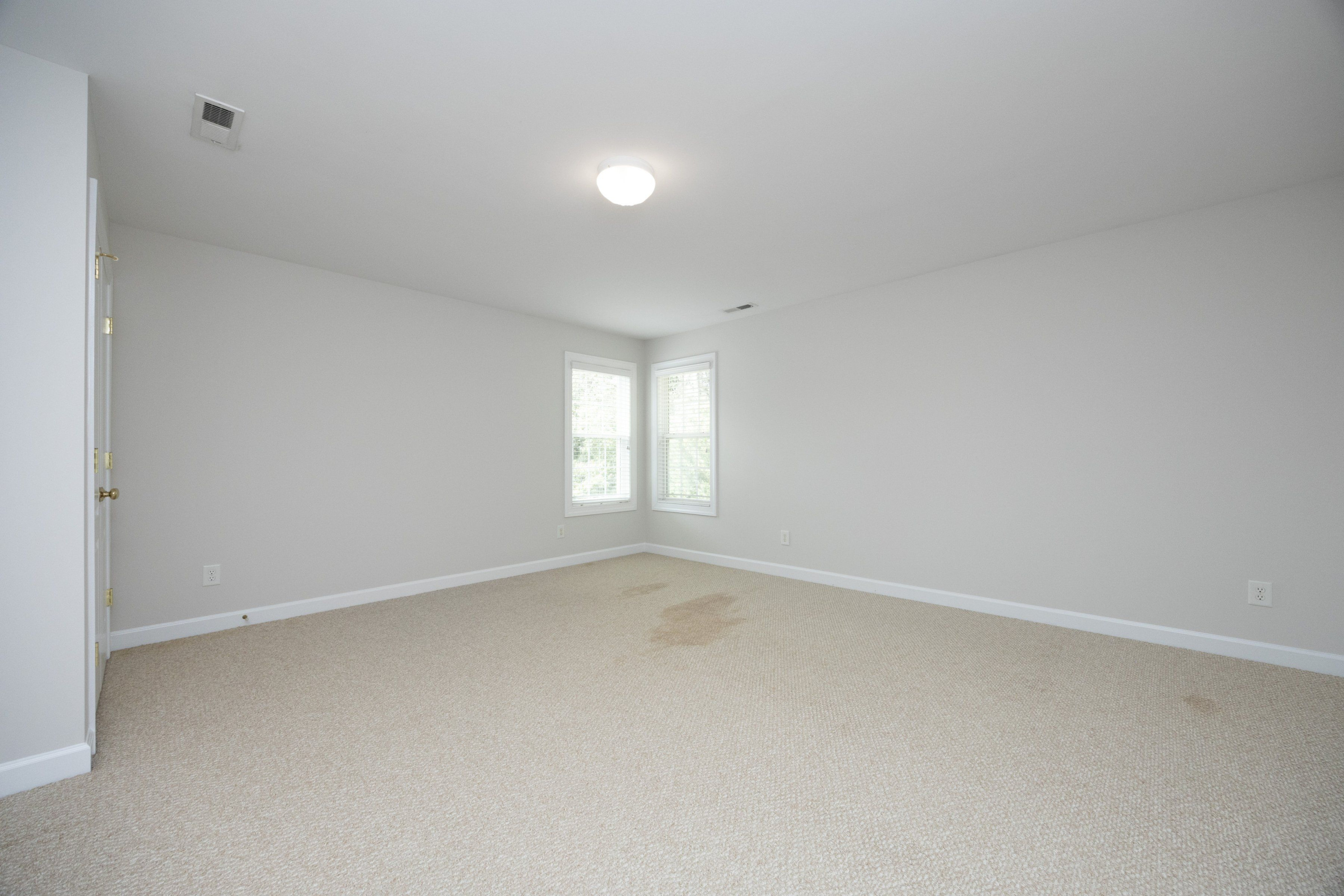 1015 Goldenview Court Property Photo 33