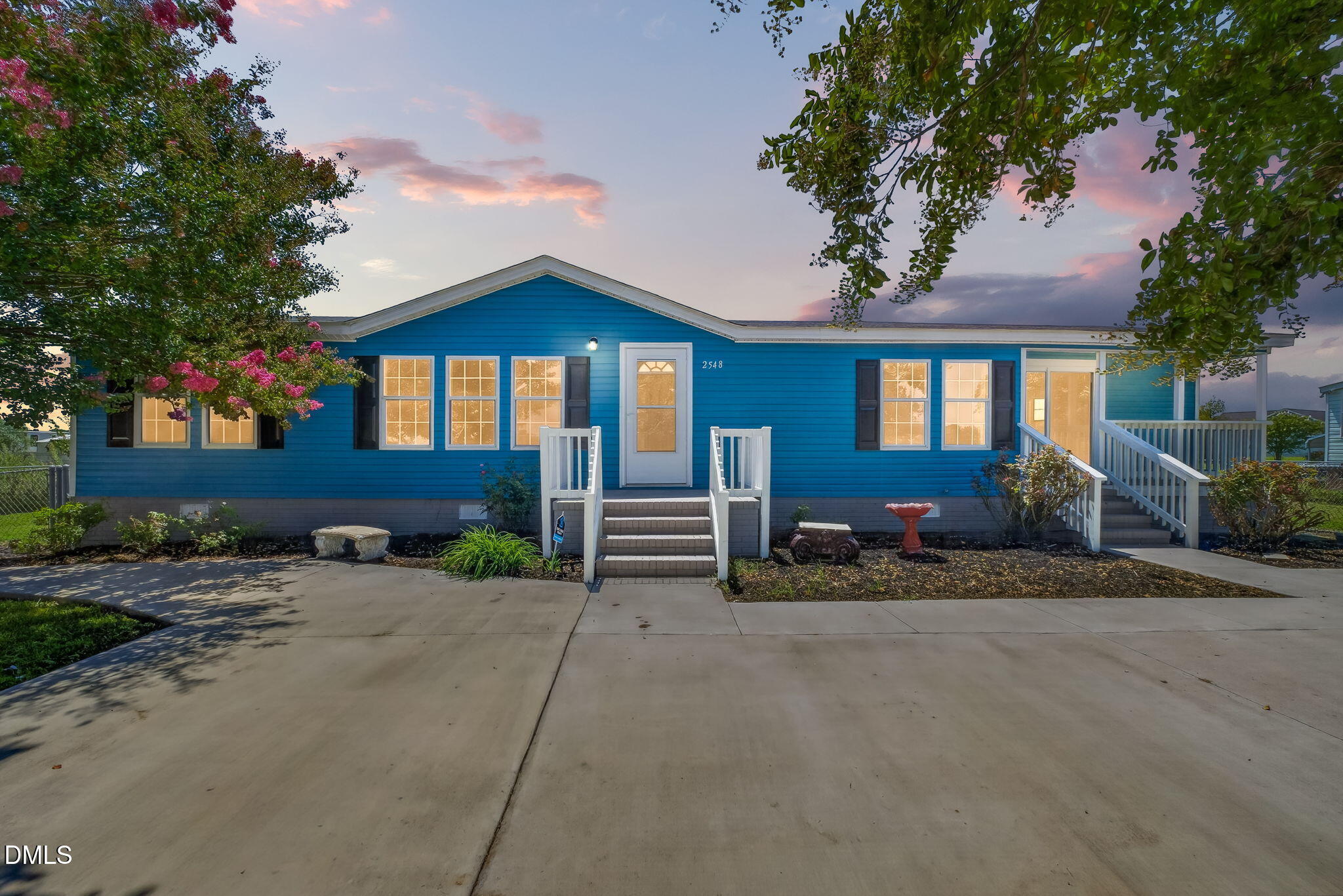 2548 Big Daddy's Road Property Photo 1