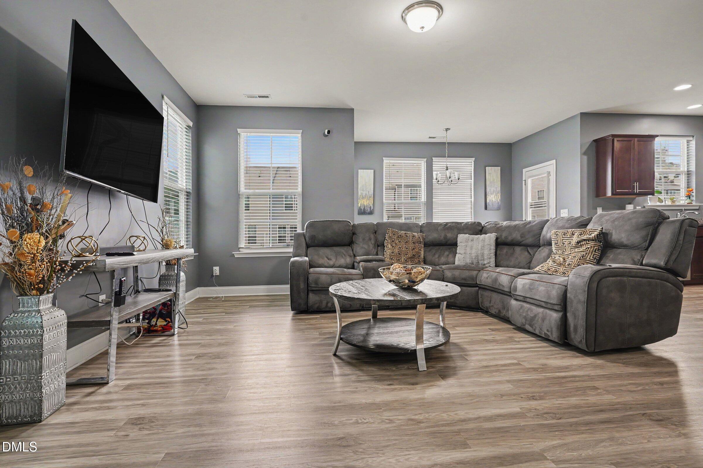 174 Wrenwood Drive Property Photo 4