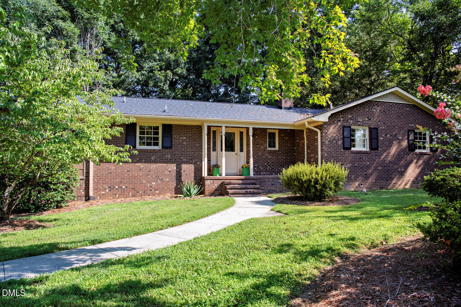 1921 Henry Road Property Photo 1