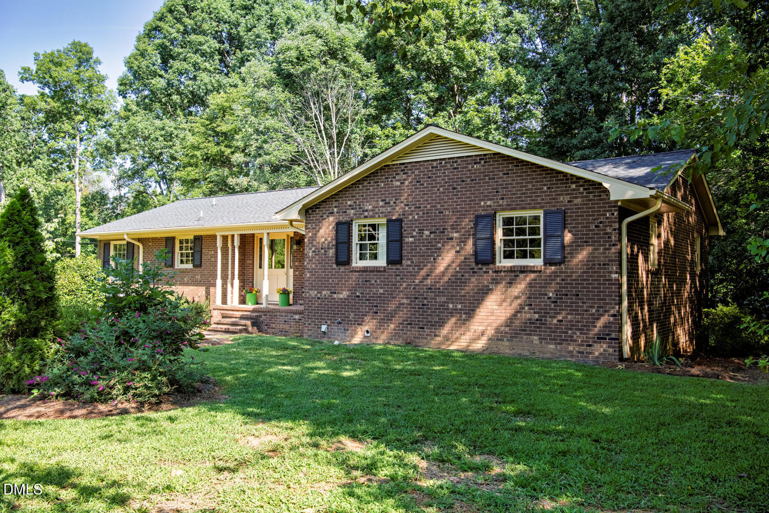 1921 Henry Road Property Photo 2
