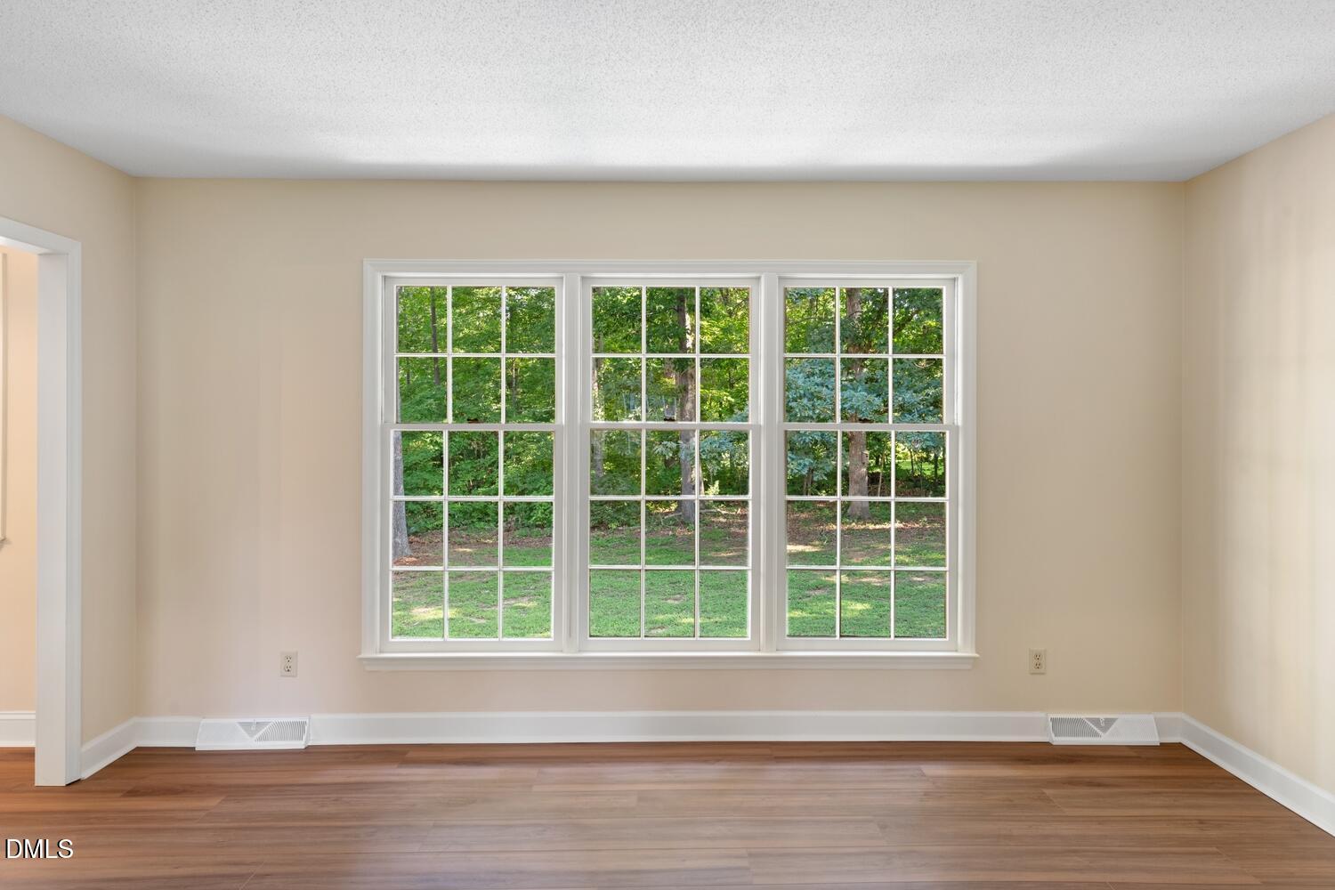 1921 Henry Road Property Photo 5