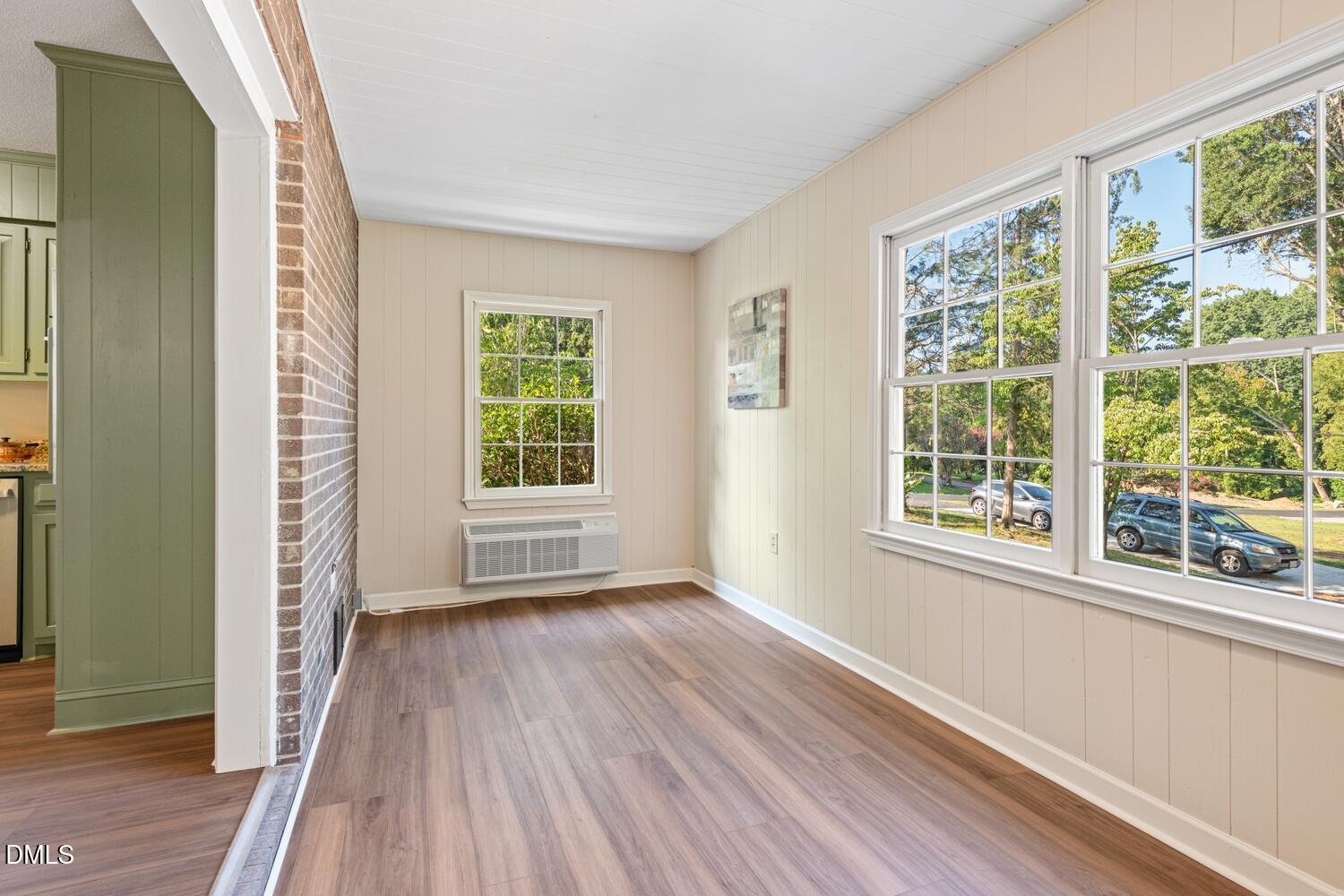 1921 Henry Road Property Photo 20