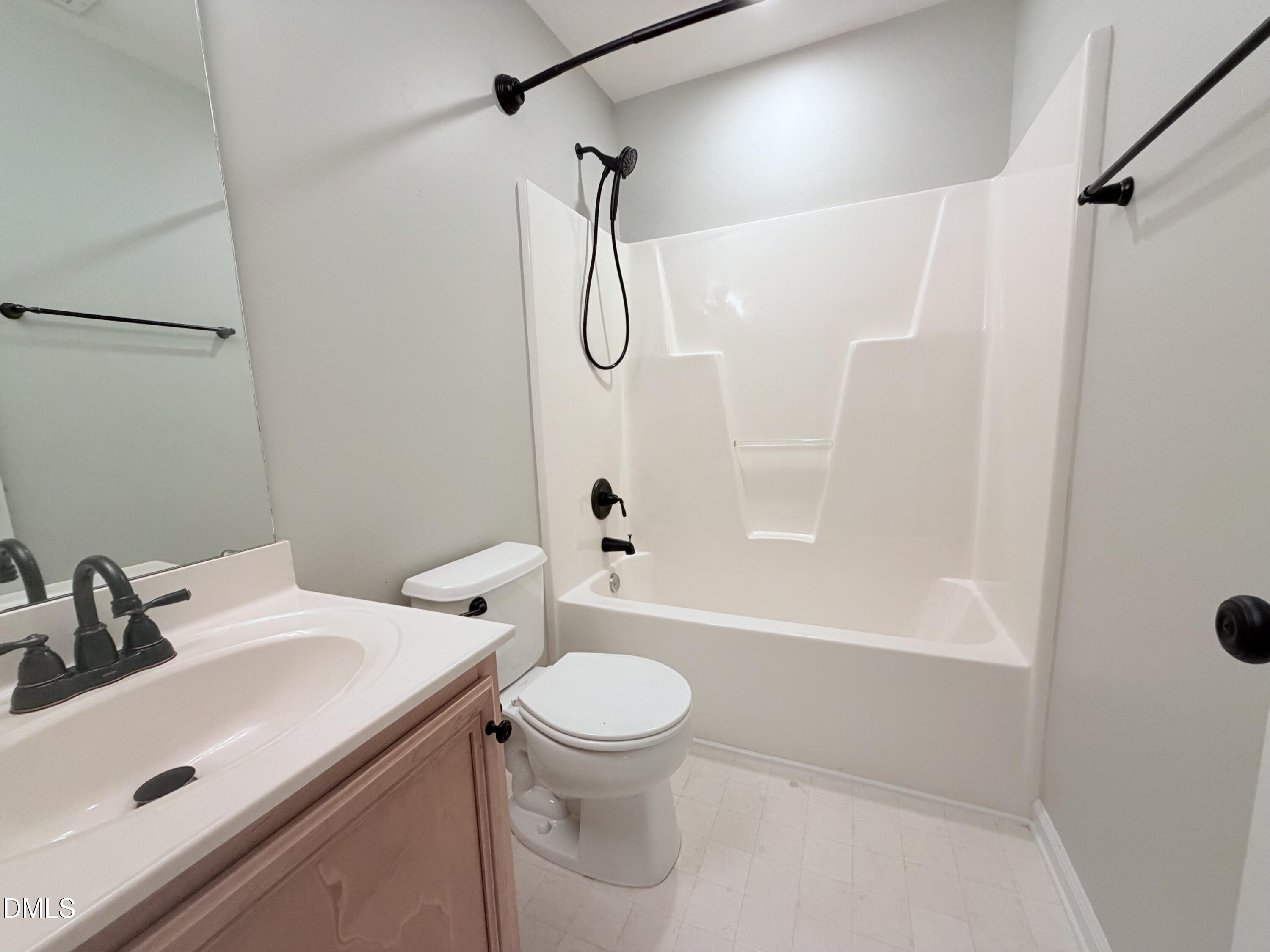 803 Knightsborough Way Property Photo 11
