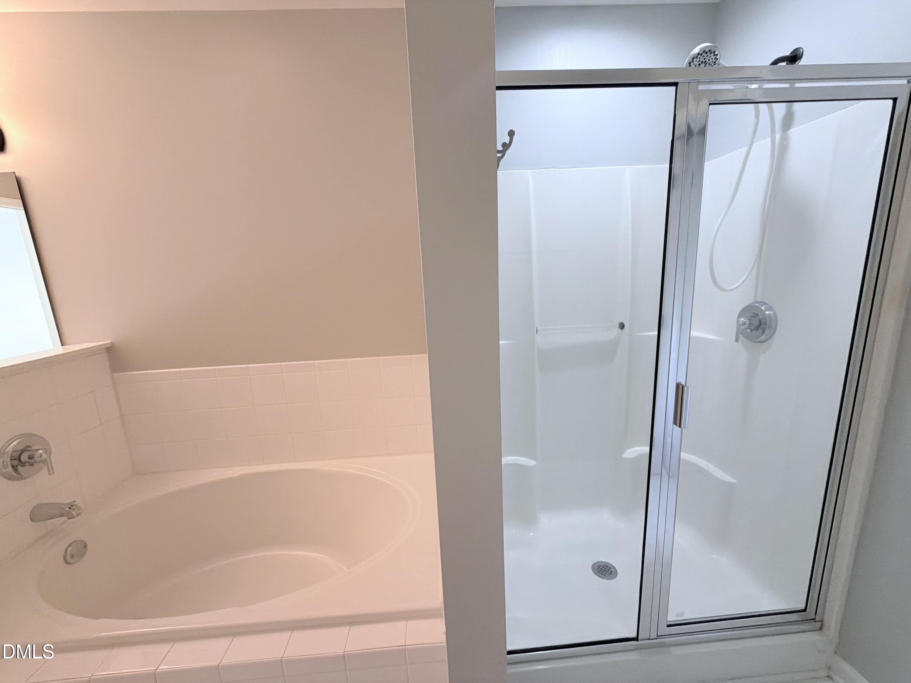803 Knightsborough Way Property Photo 13
