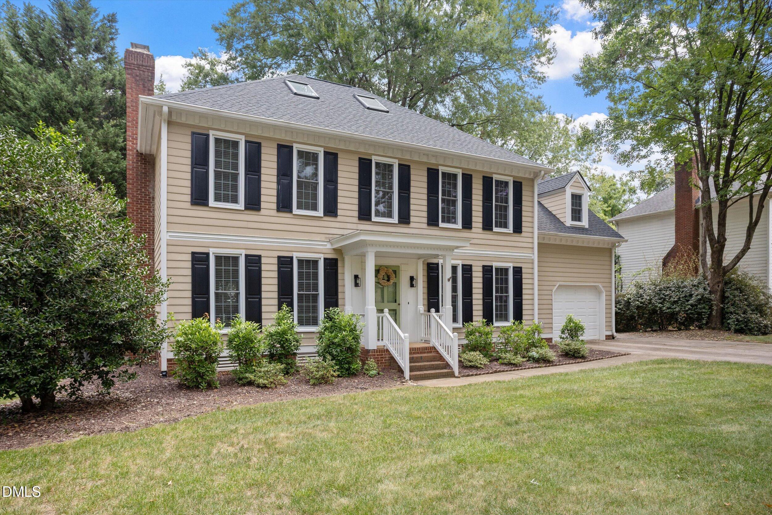 2216 Durweston Court Property Photo 3