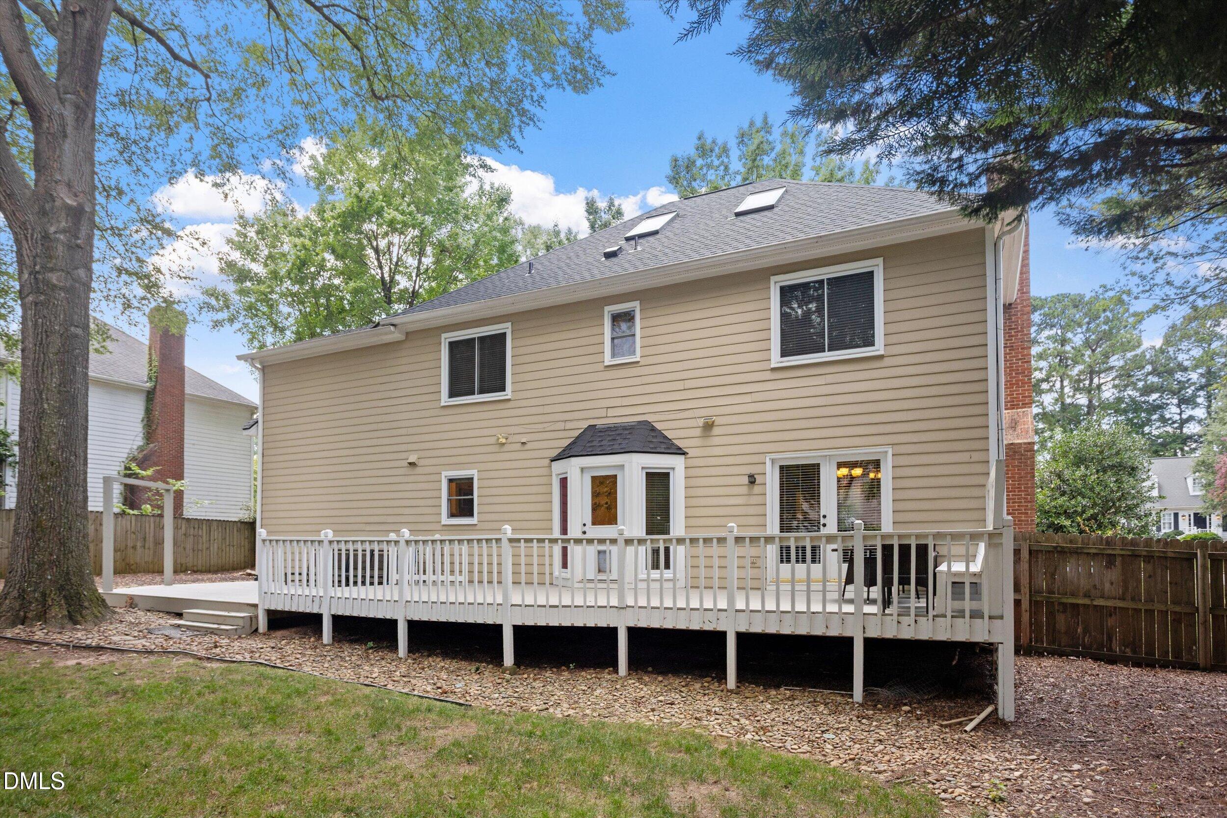 2216 Durweston Court Property Photo 6