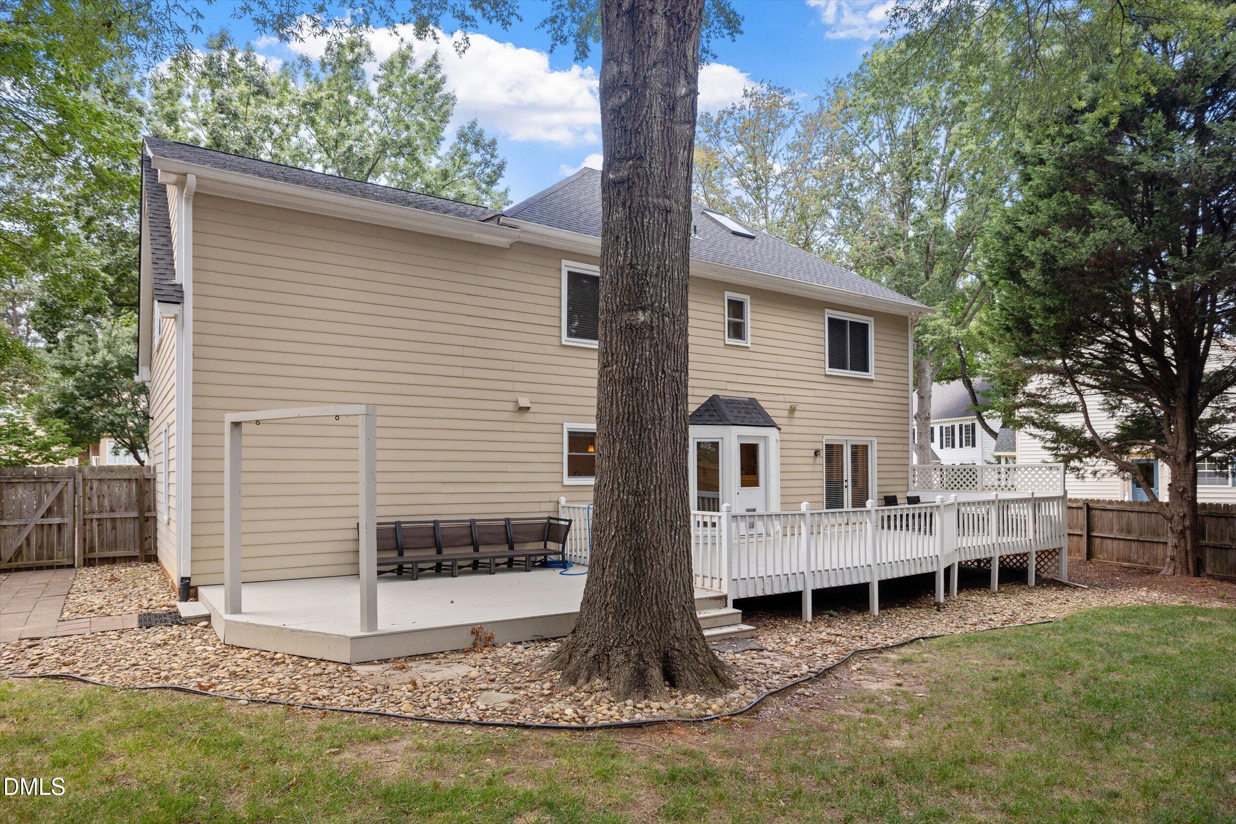 2216 Durweston Court Property Photo 7