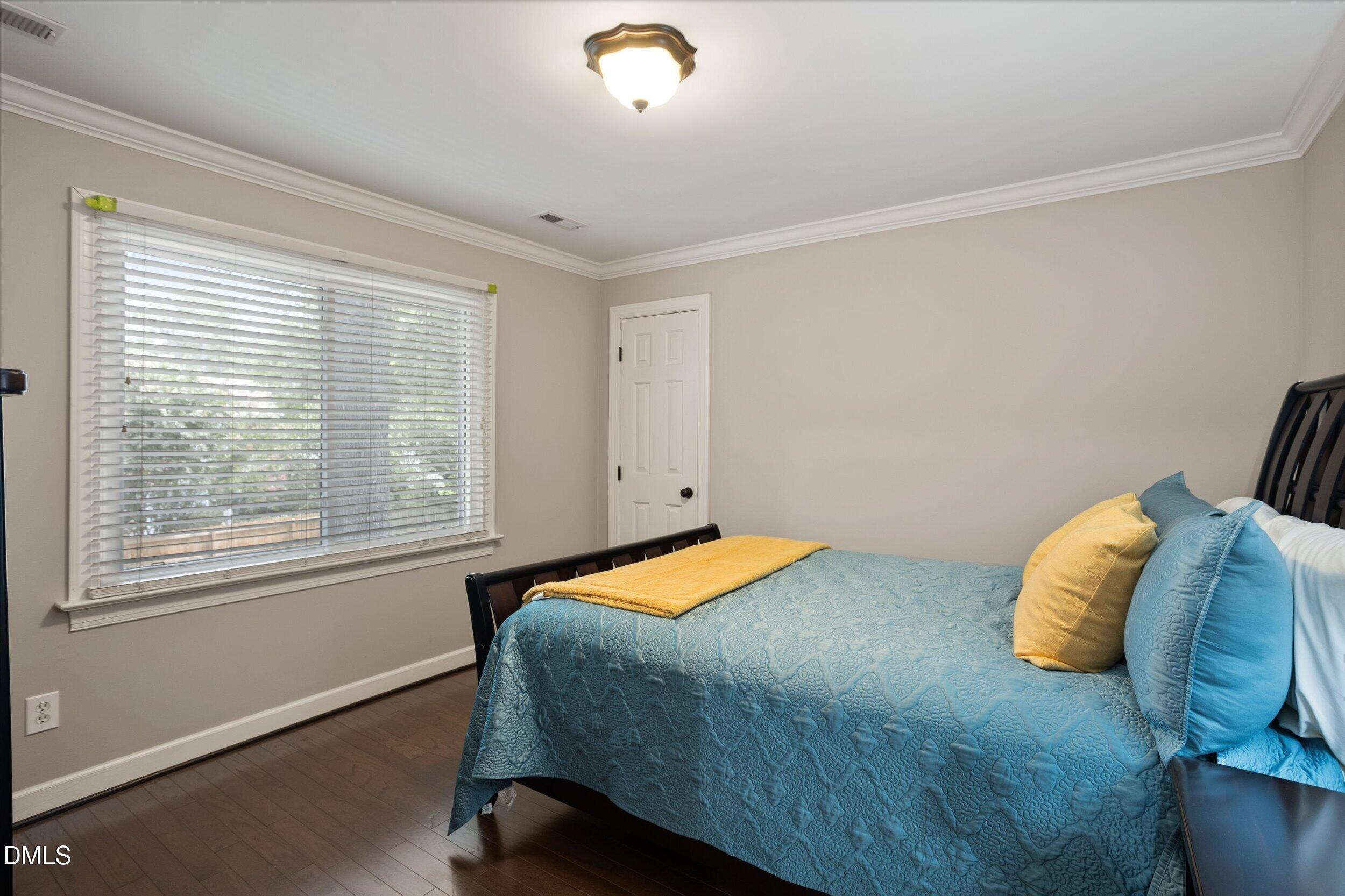 2216 Durweston Court Property Photo 34
