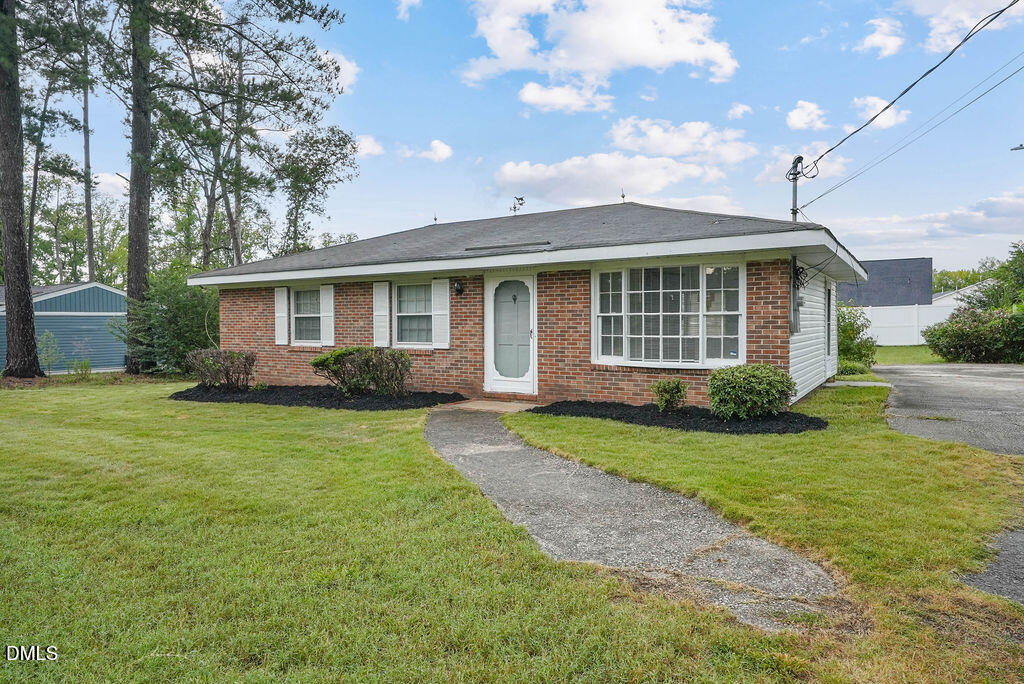 5005 Royal Acres Road Property Photo 1