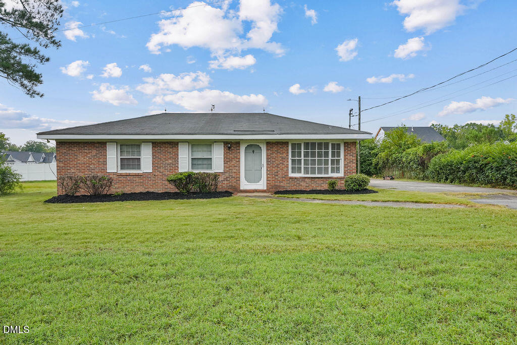 5005 Royal Acres Road Property Photo 2