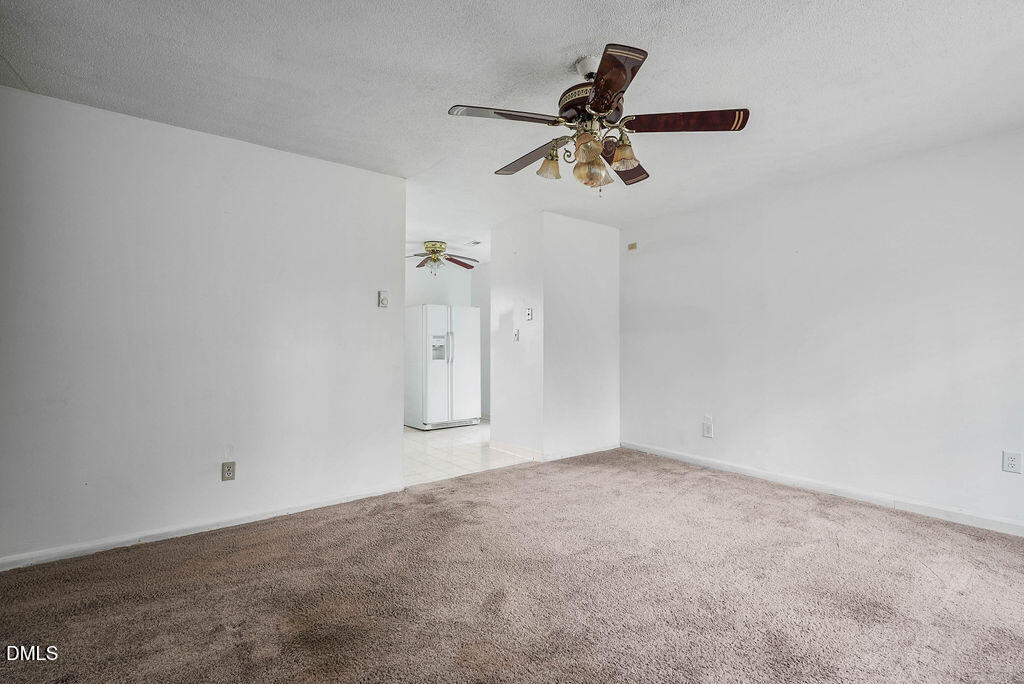 5005 Royal Acres Road Property Photo 9