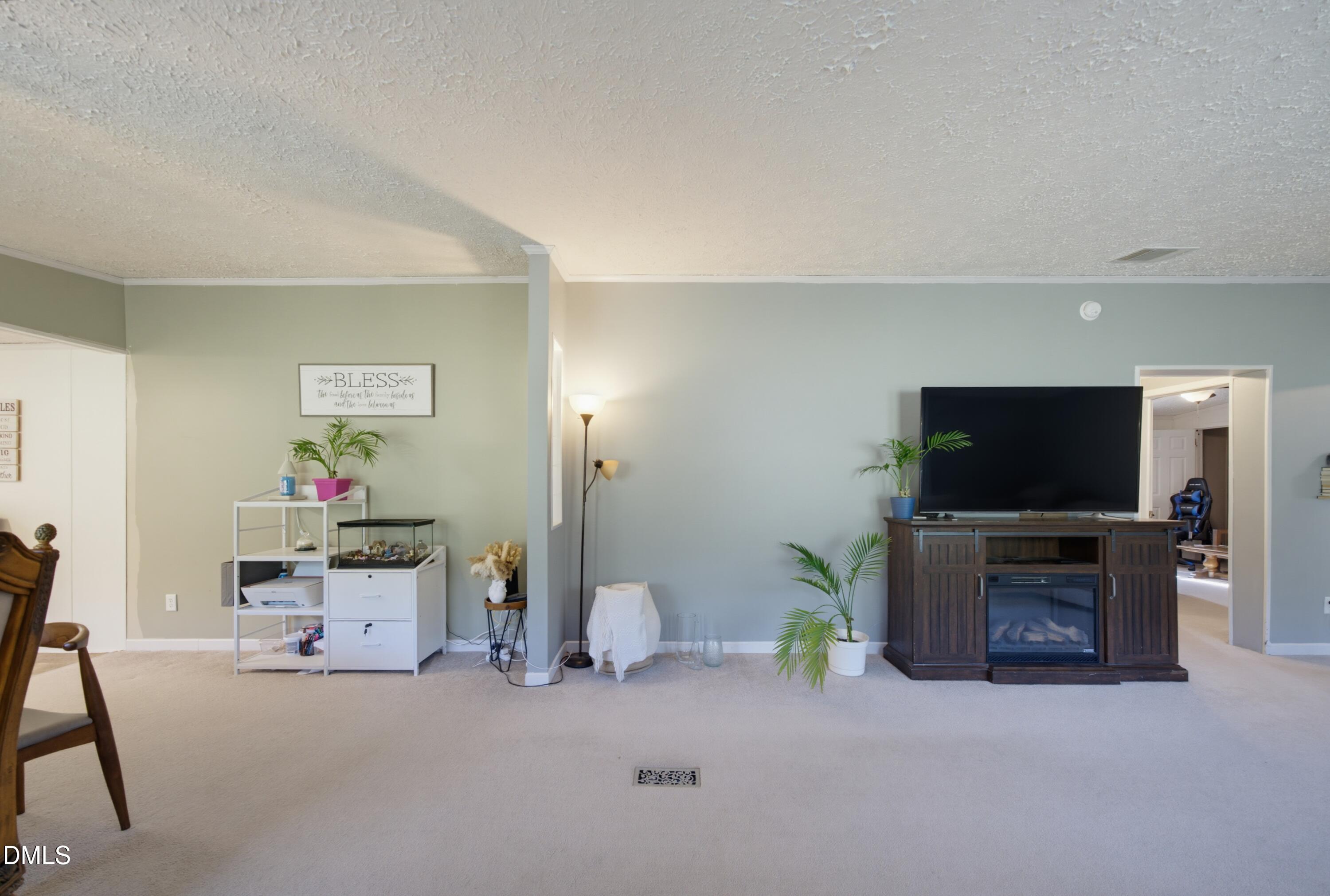 523 County Line Road Property Photo 8