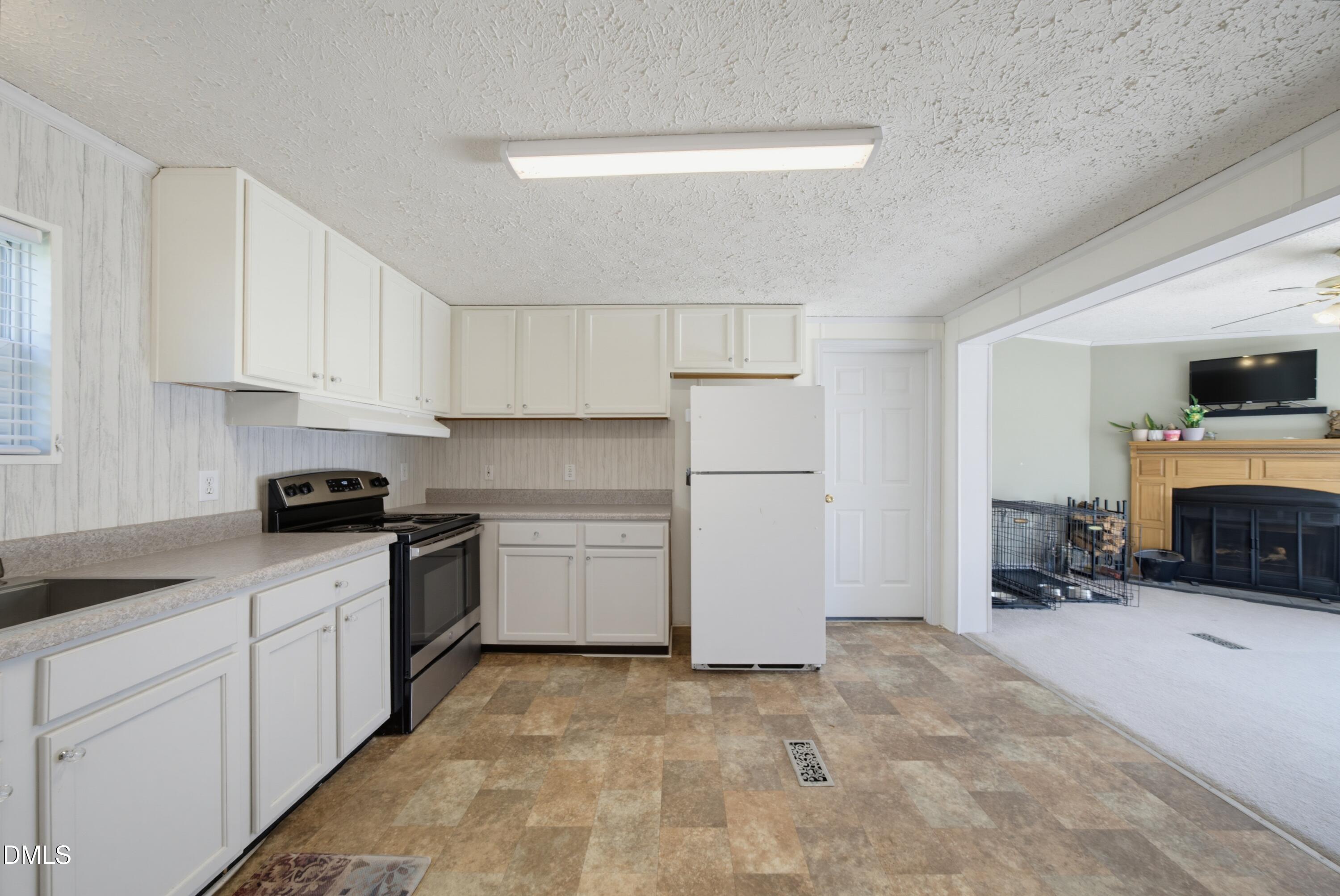 523 County Line Road Property Photo 14
