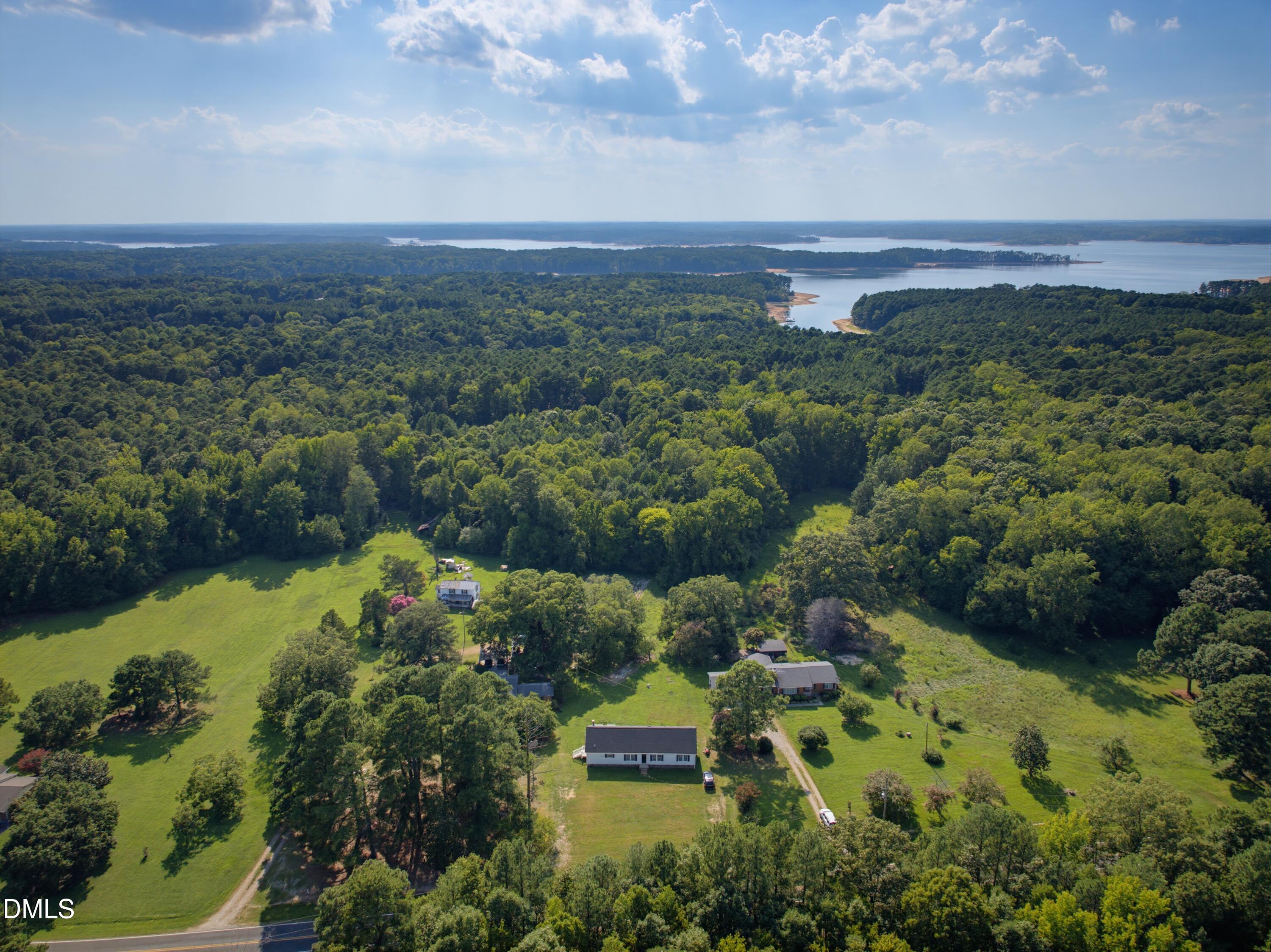 523 County Line Road Property Photo 38