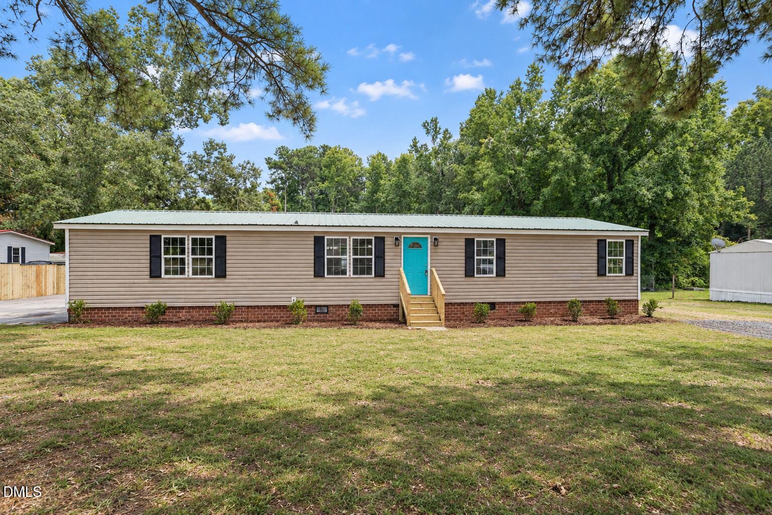 6211 Lemon Springs Road Property Photo 1