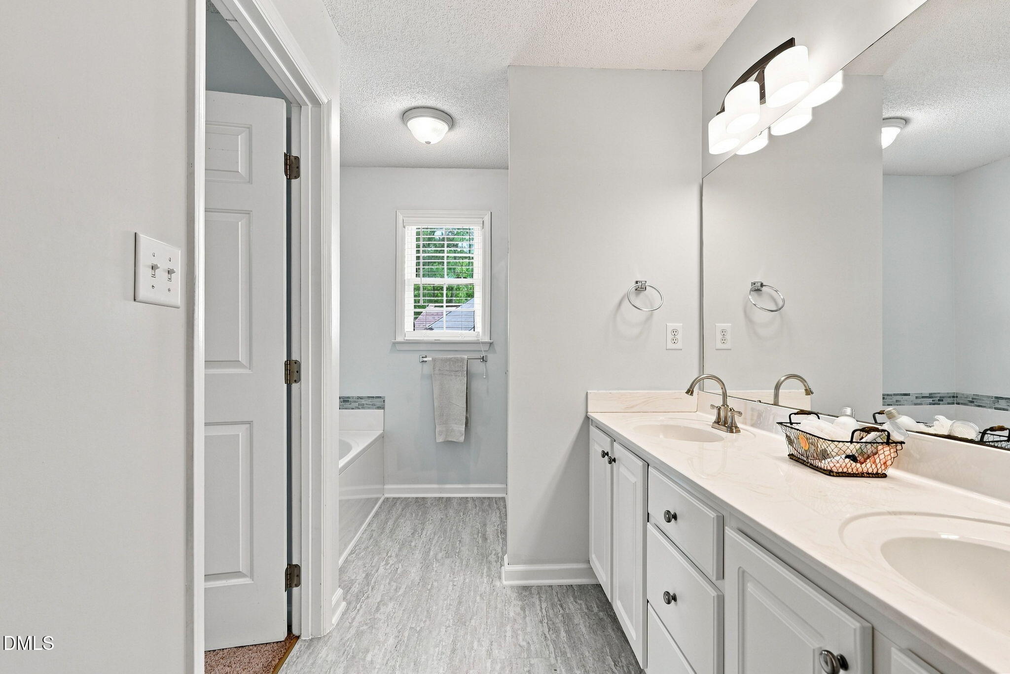 8308 Neuse Rapids Road Property Photo 20