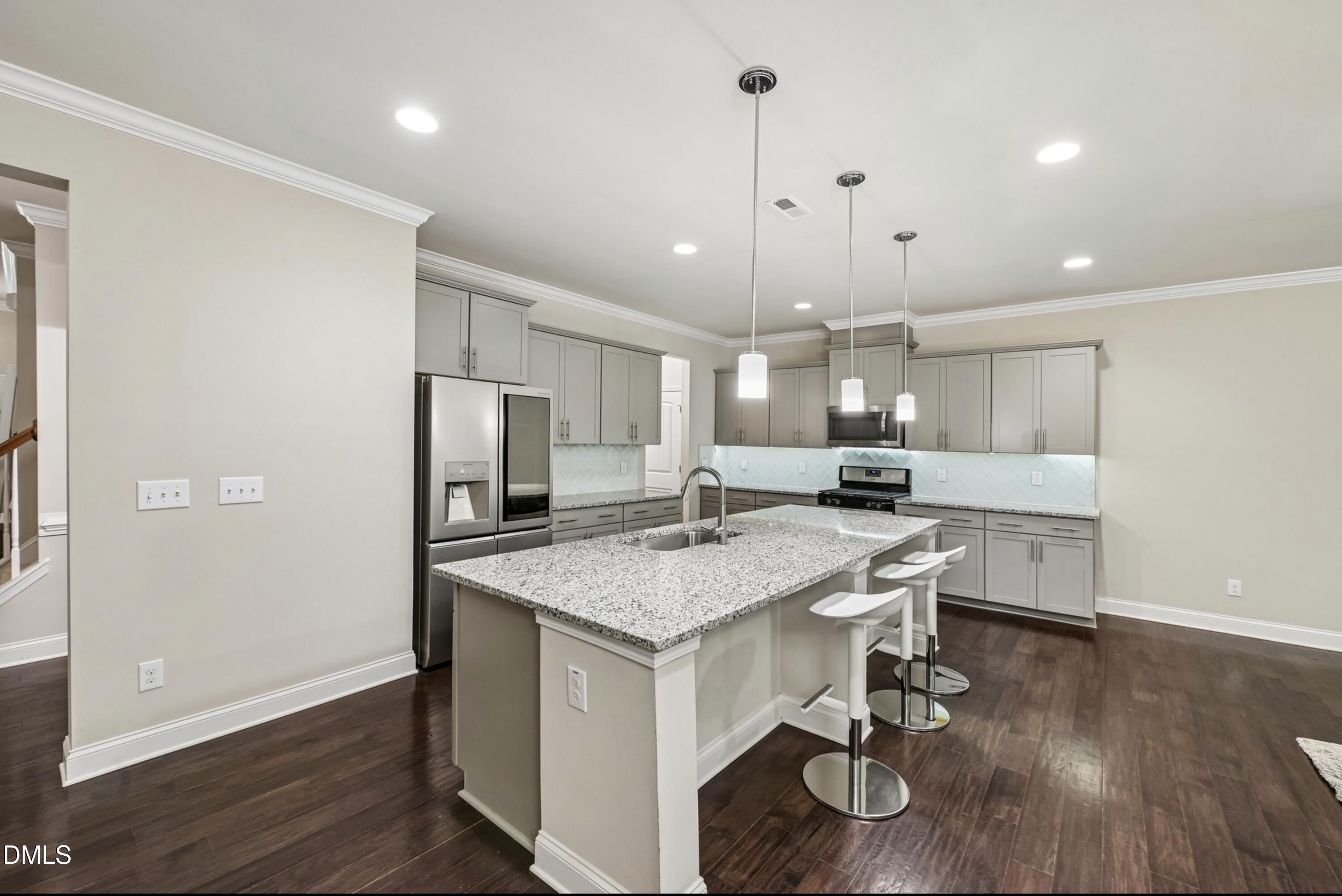 605 Newlyn Drive Property Photo 12