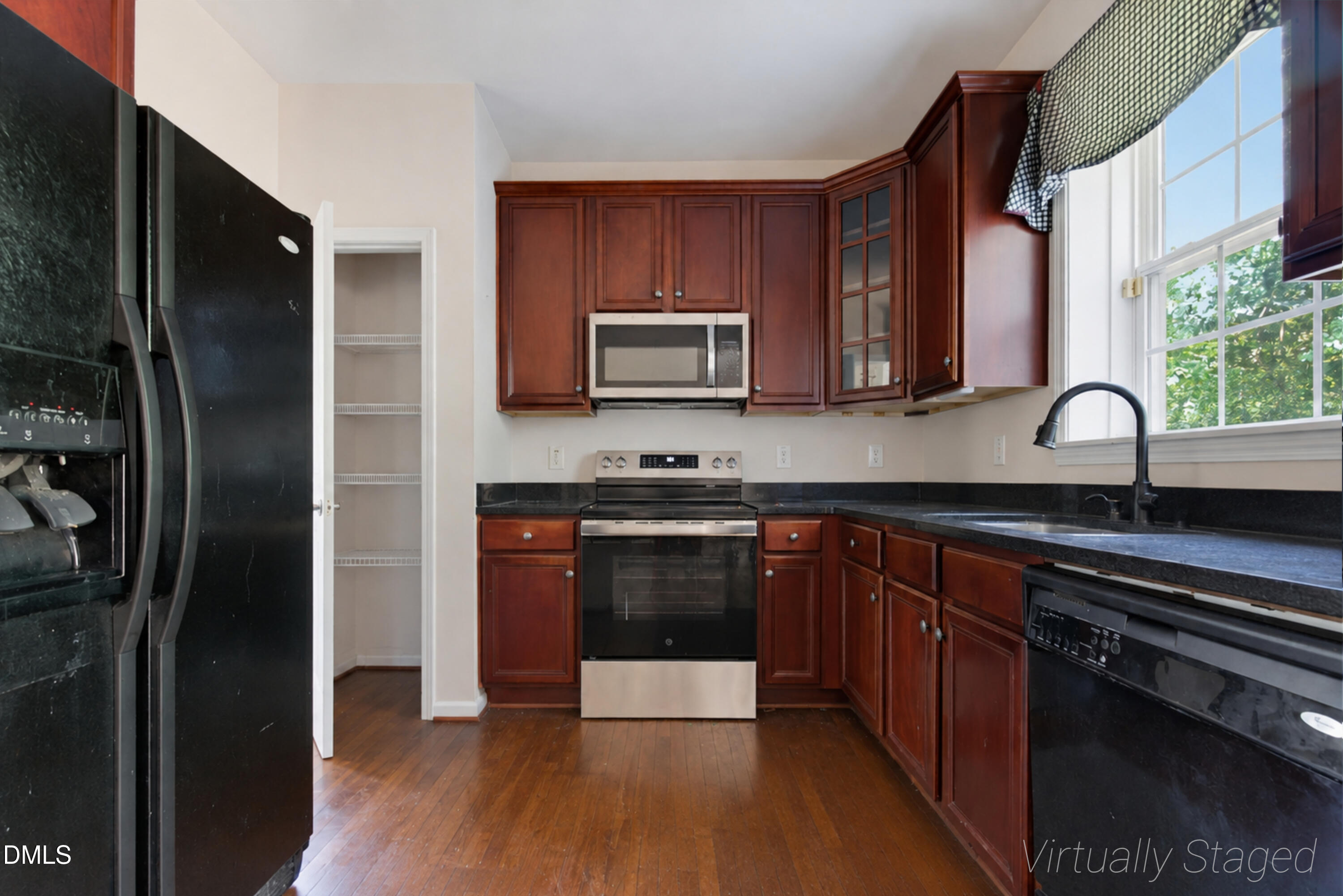 9605 Burge Court Property Photo 18