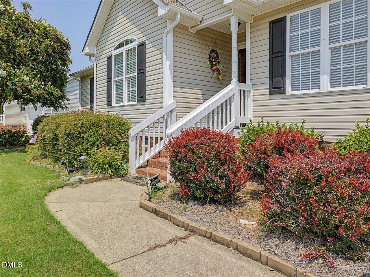 188 Bayberry Lane Property Photo 4