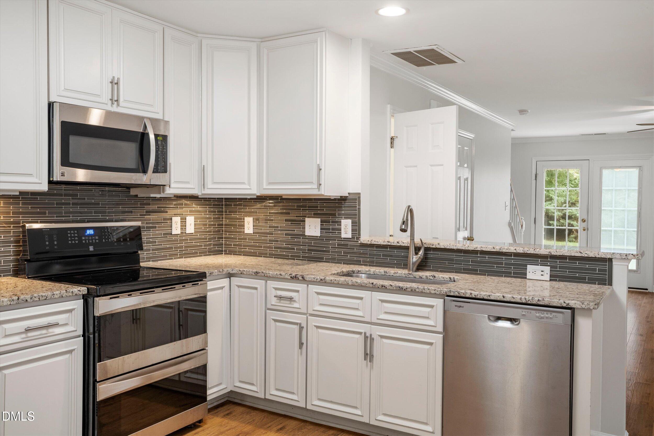 107 Student Place Property Photo 6