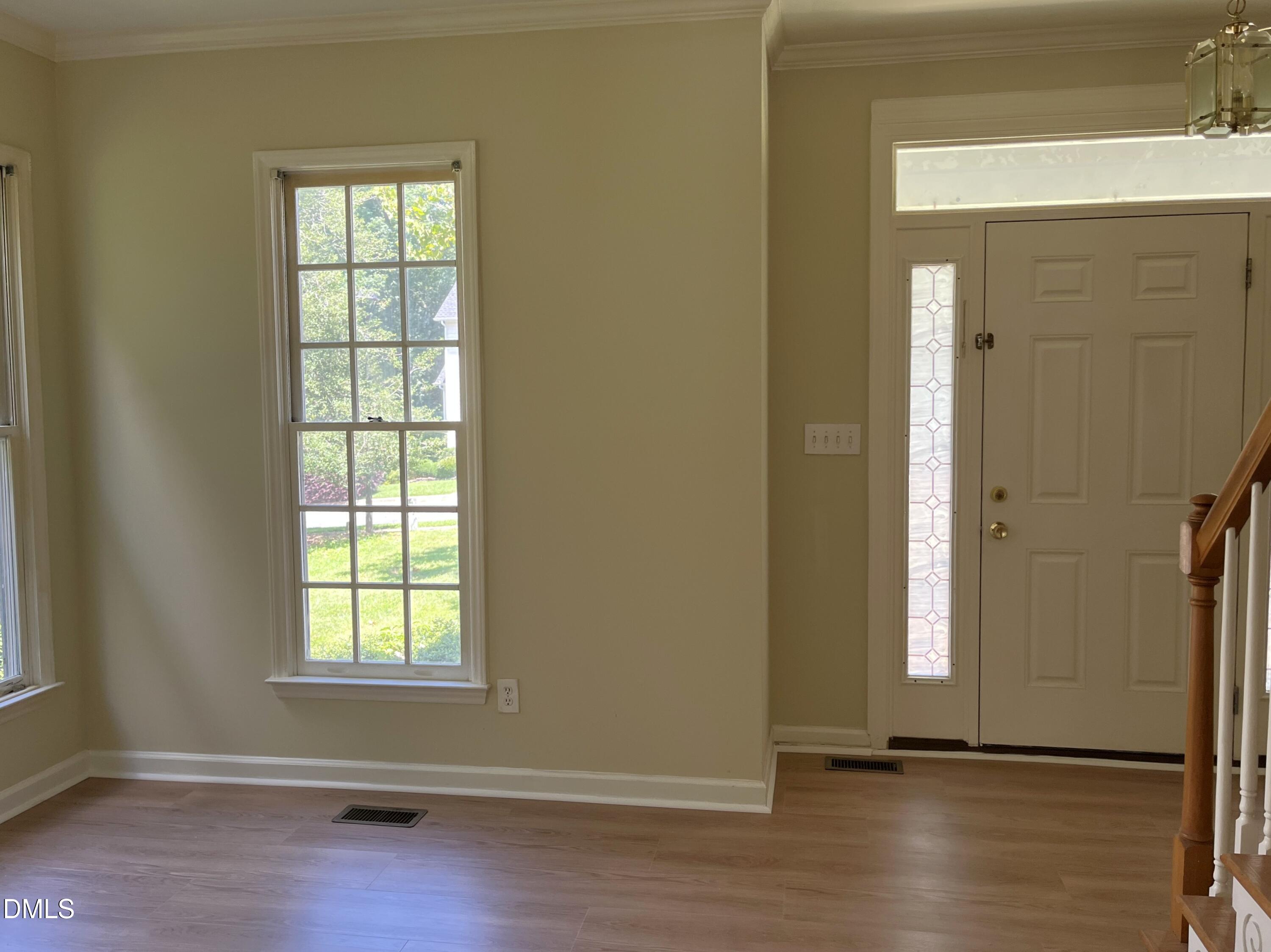 1409 Opal Court Property Photo 3