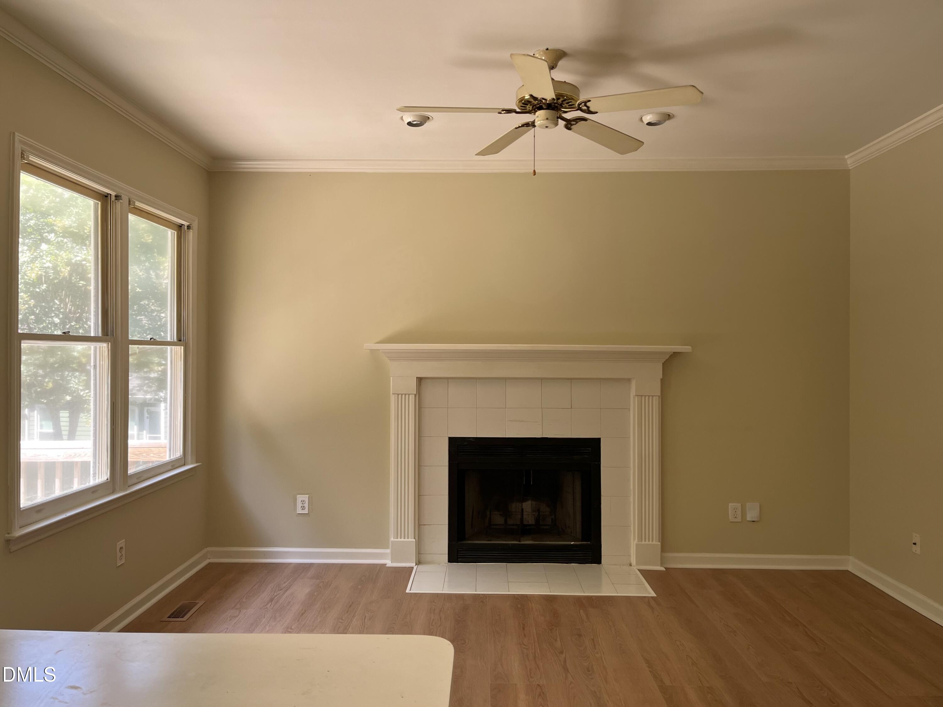 1409 Opal Court Property Photo 4
