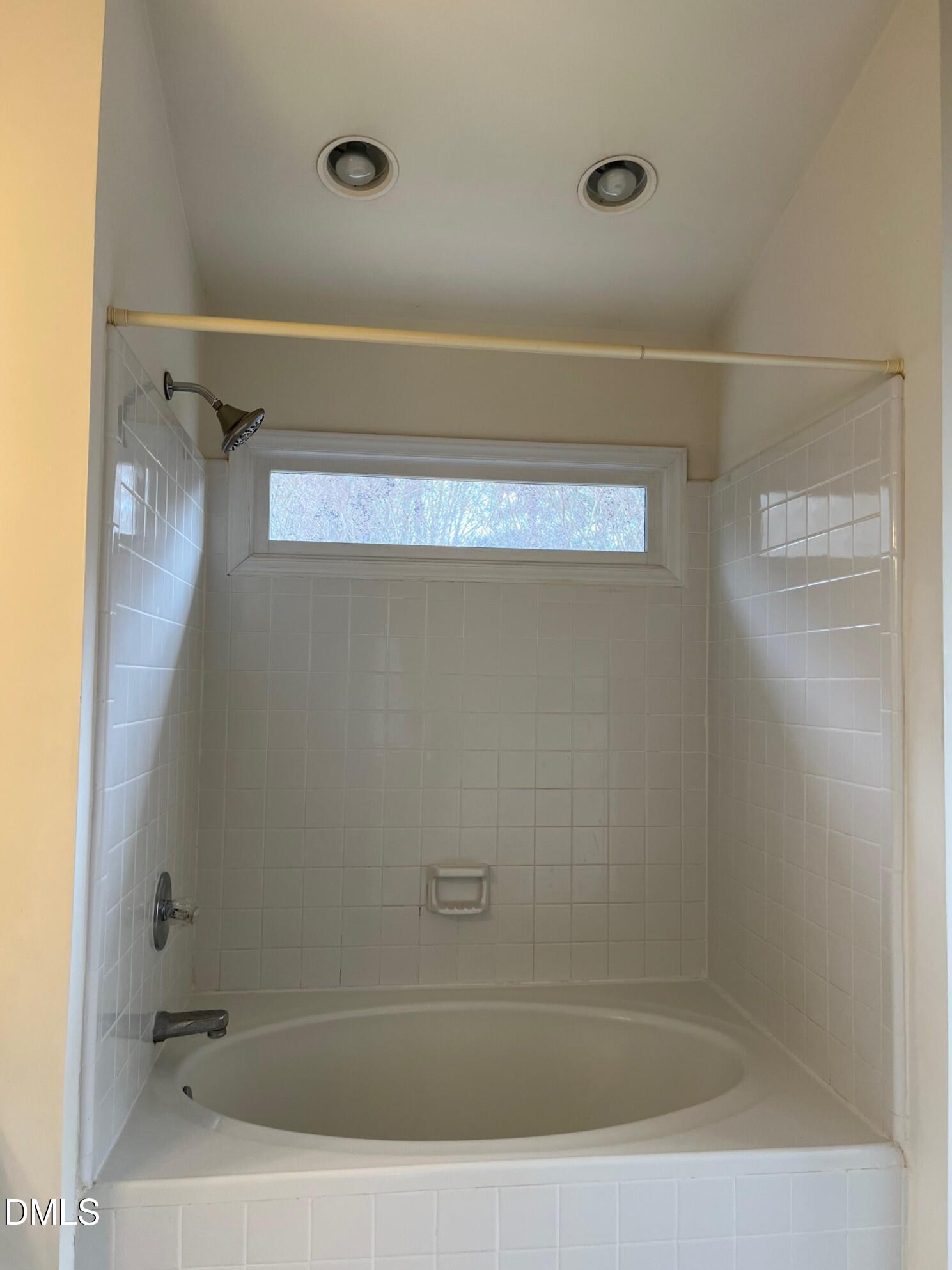 1409 Opal Court Property Photo 9