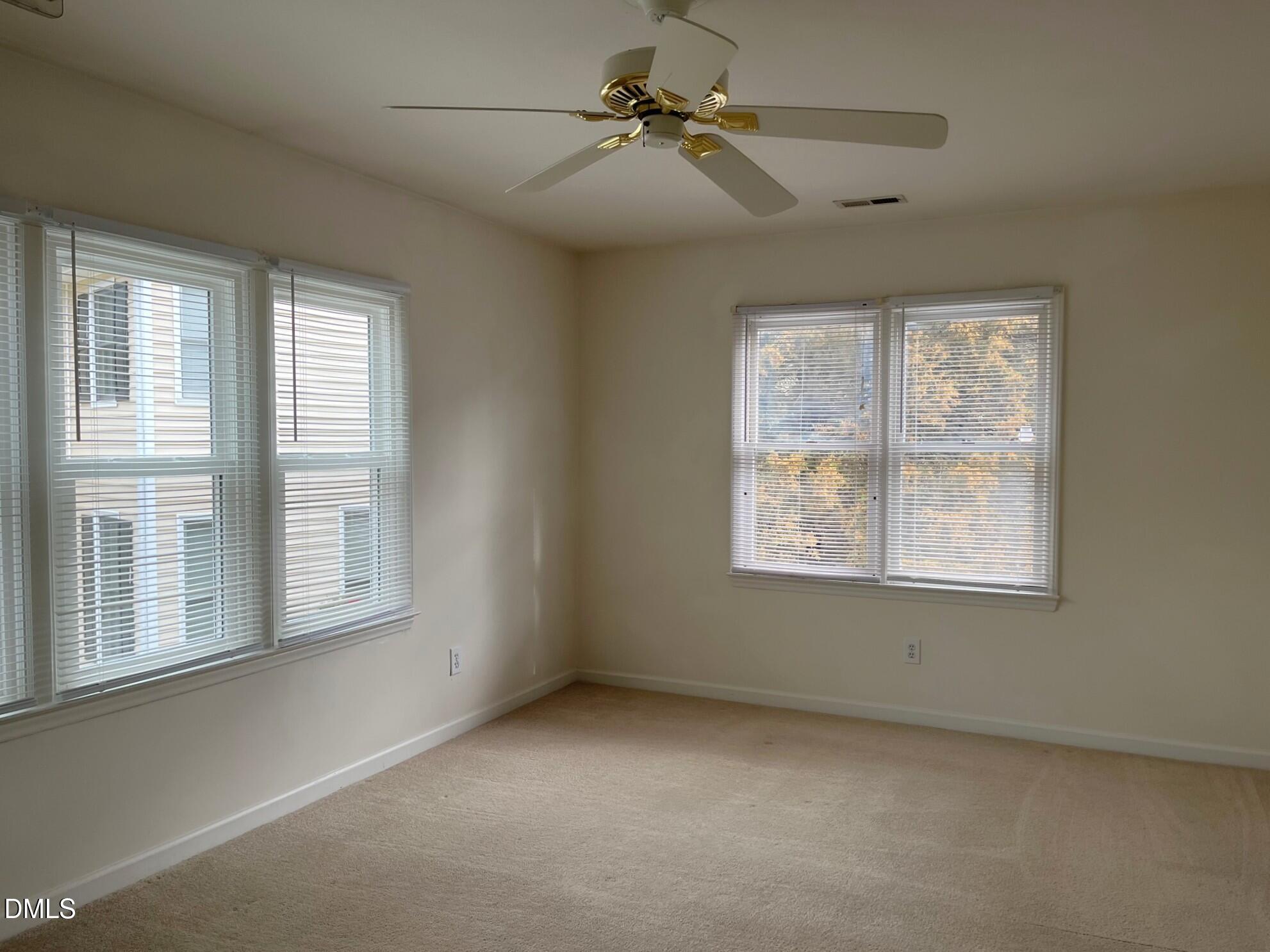 1409 Opal Court Property Photo 16
